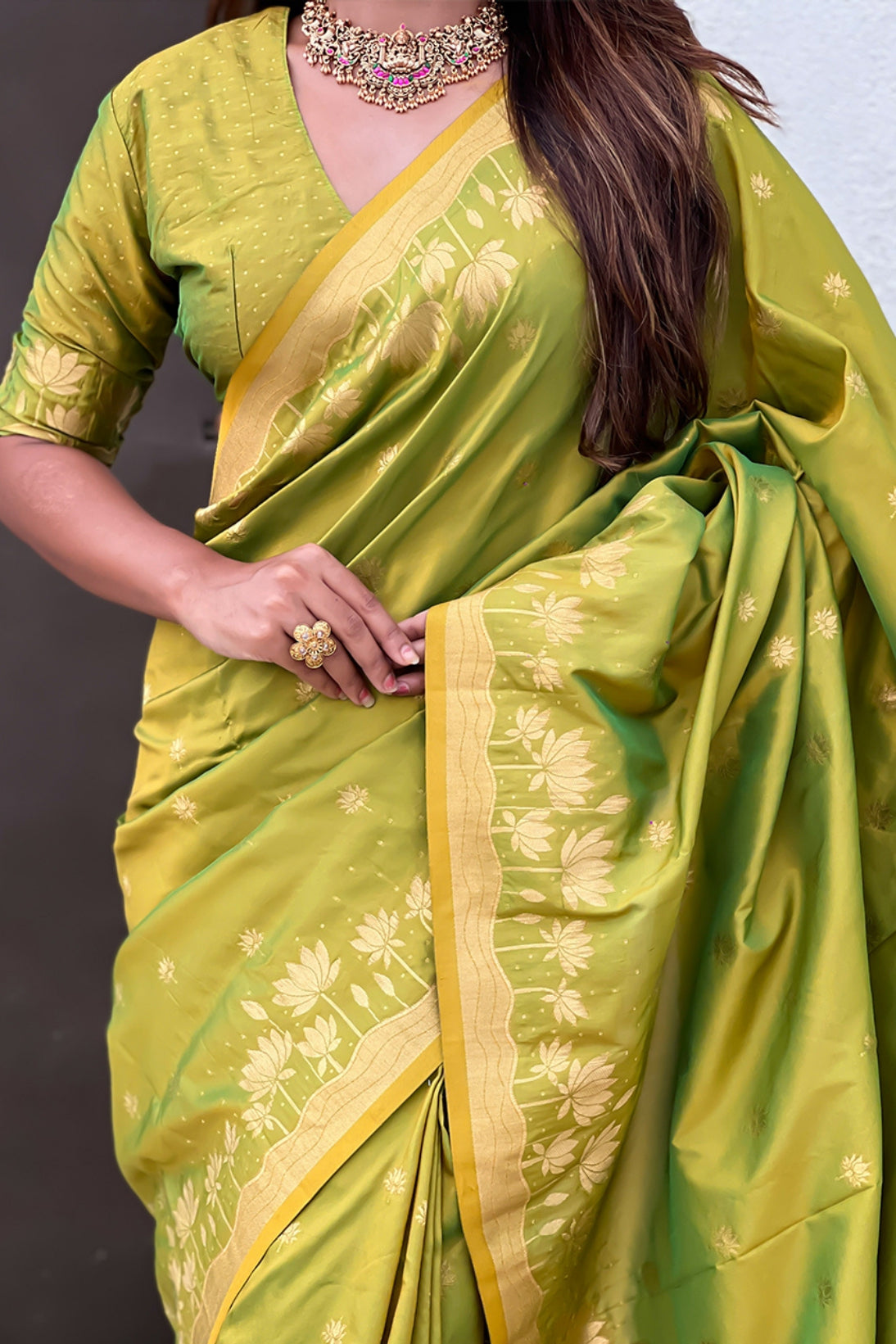 Buy MySilkLove Mehendi Green Woven Lotus Banarasi Saree Online