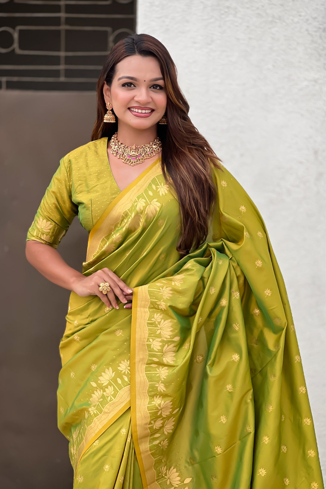 Buy MySilkLove Mehendi Green Woven Lotus Banarasi Saree Online