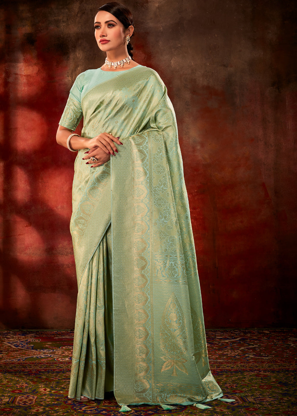 Buy MySilkLove Sage Green Woven Kanjivaram Silk Saree Online