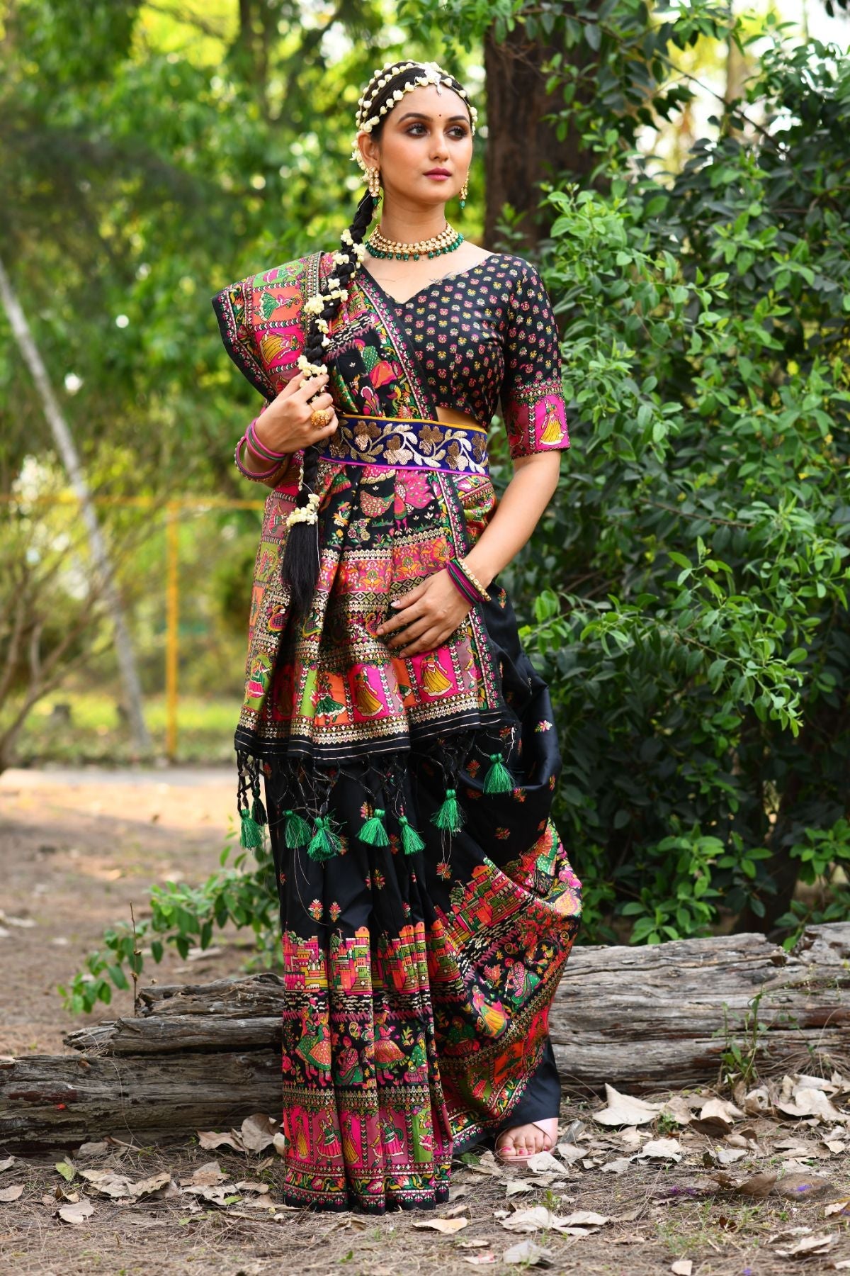 Buy MySilkLove Bunker Black Kashmiri Handloom Weaving Saree Online