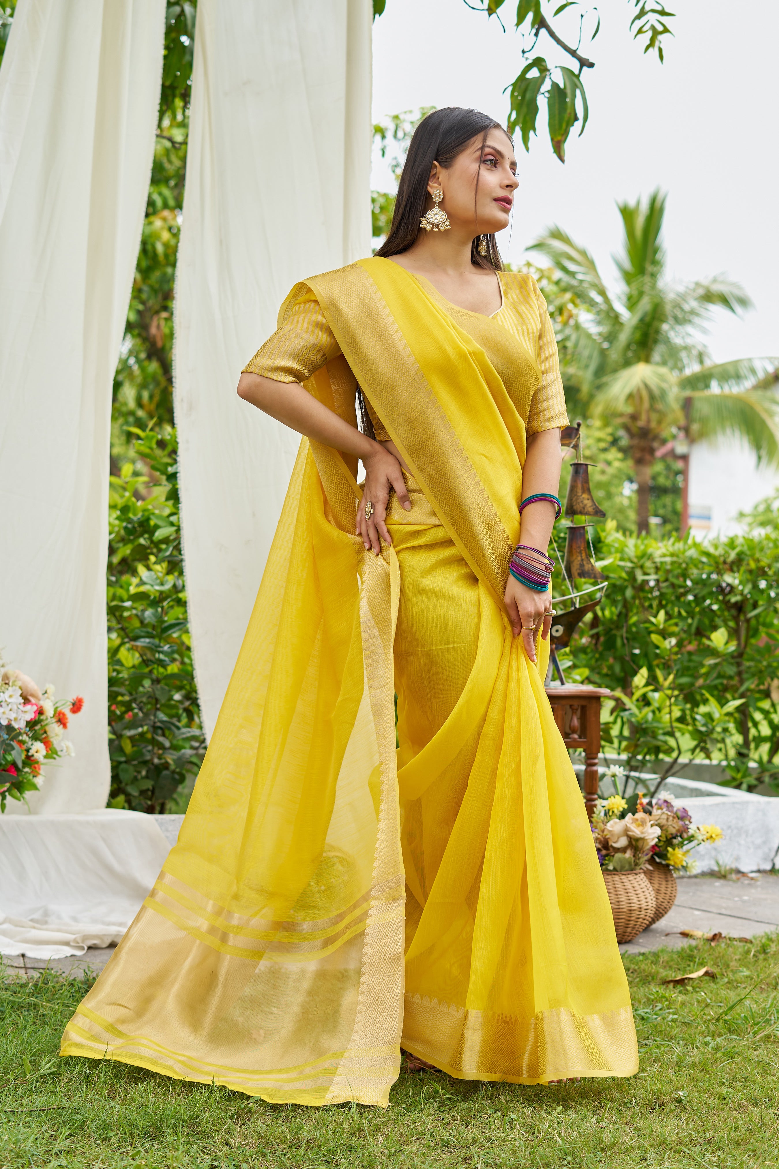 Buy MySilkLove Snapchat Yellow Woven Linen Saree Online