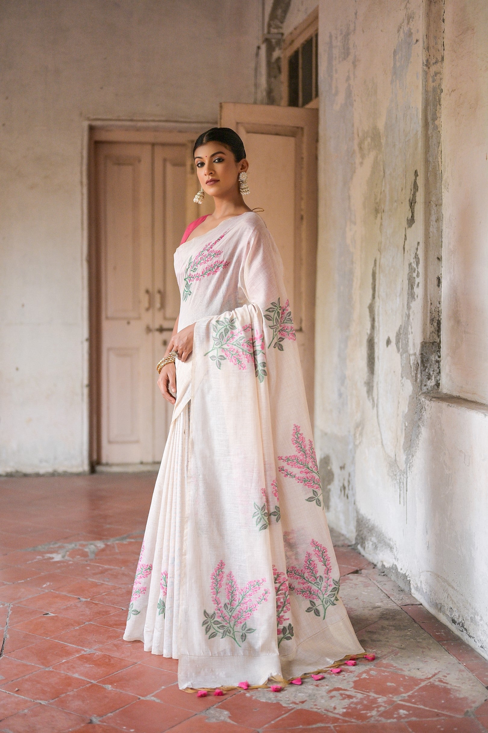 Buy MySilkLove Iron White Muga Cotton Woven Saree Online