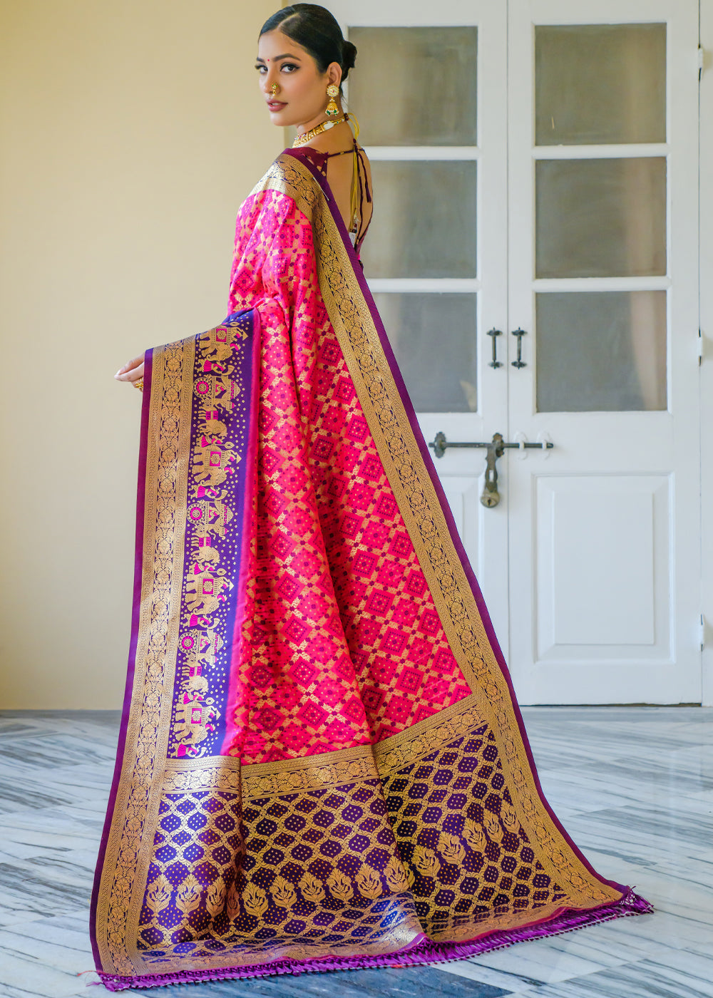 Buy MySilkLove Magenta Pink Woven Banarasi Bandhani Silk Saree Online