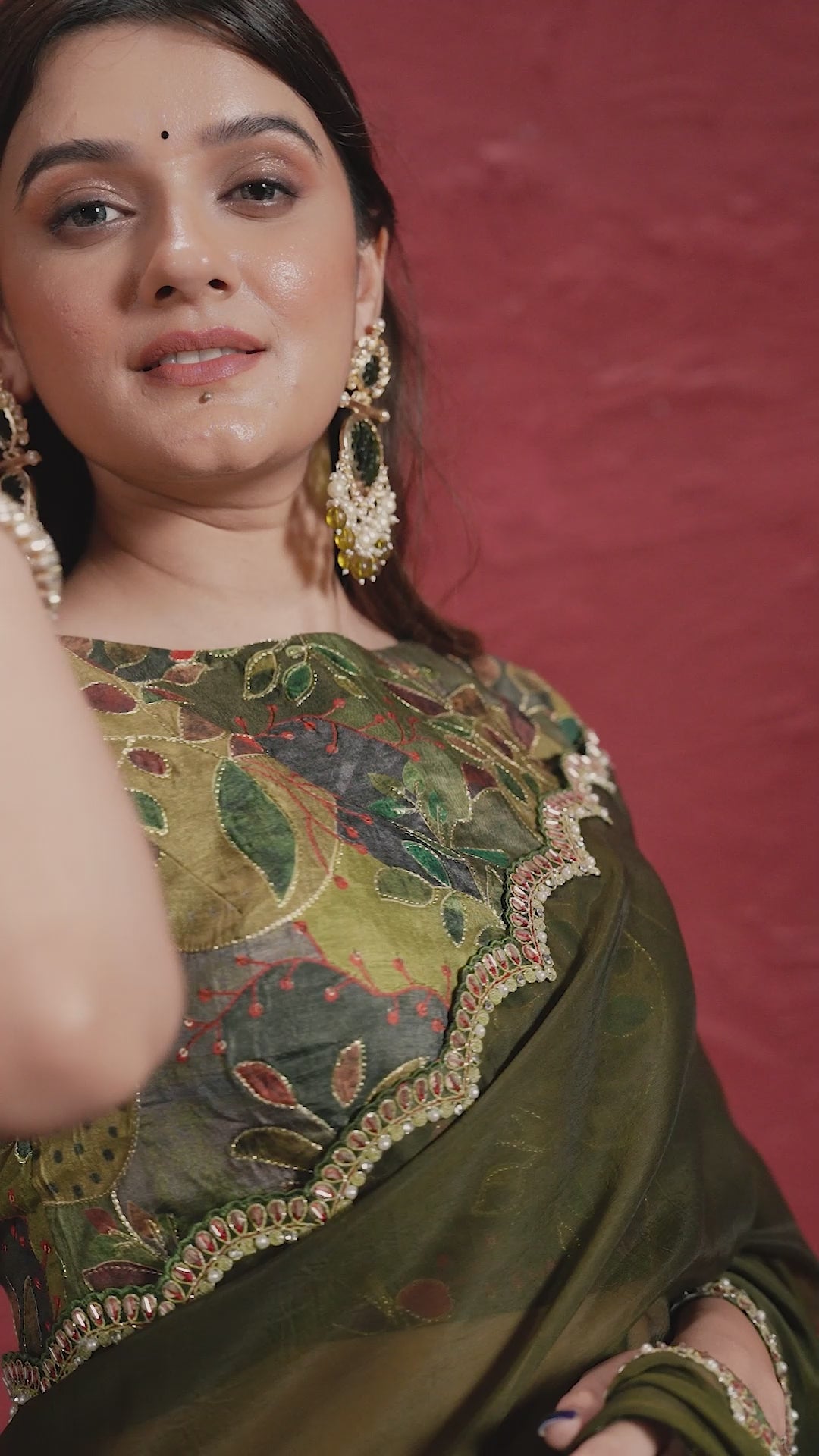 Buy MySilkLove Verdun Green Georgette Saree with Stitched Blouse Online