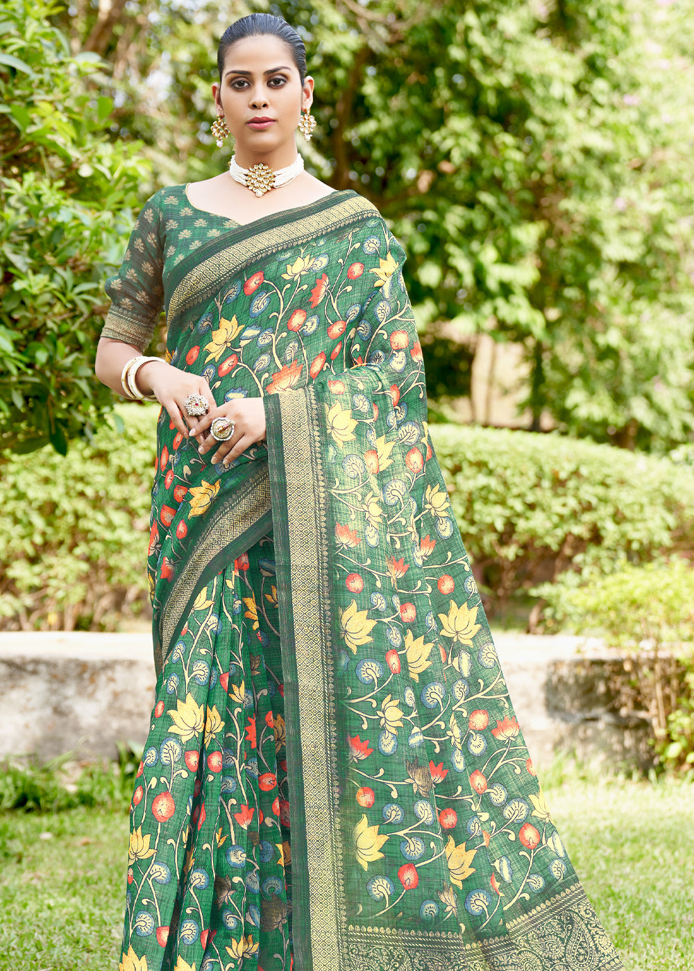 Buy MySilkLove Spring Leaves Green Linen Kalamkari Digital Print Saree Online