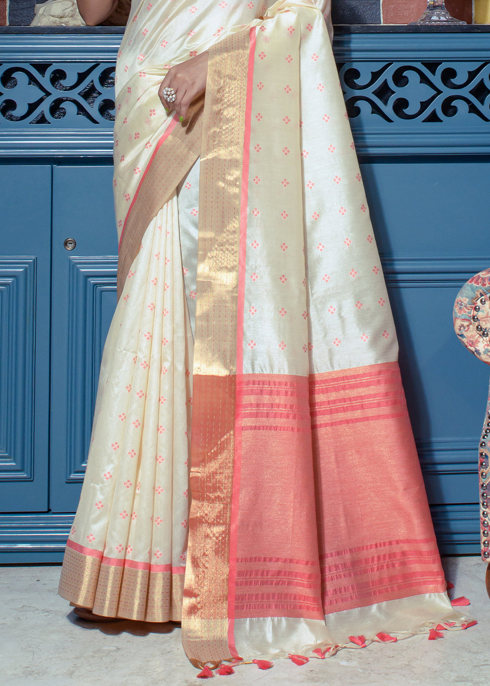 Buy MySilkLove Oyster White Woven Raw Silk Saree Online