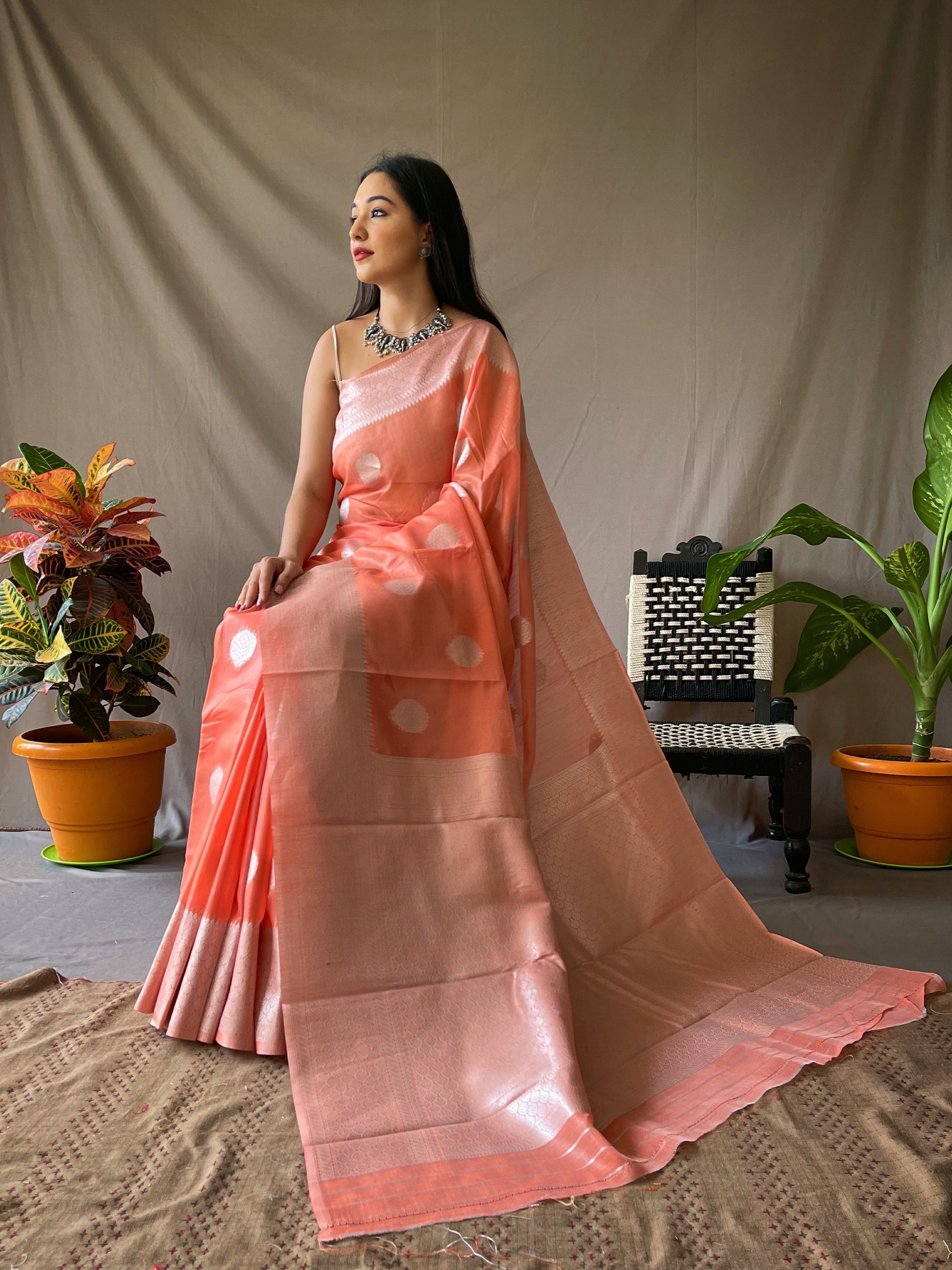 Buy MySilkLove Rose Bud Peach Linen Silver Zari Woven Saree Online