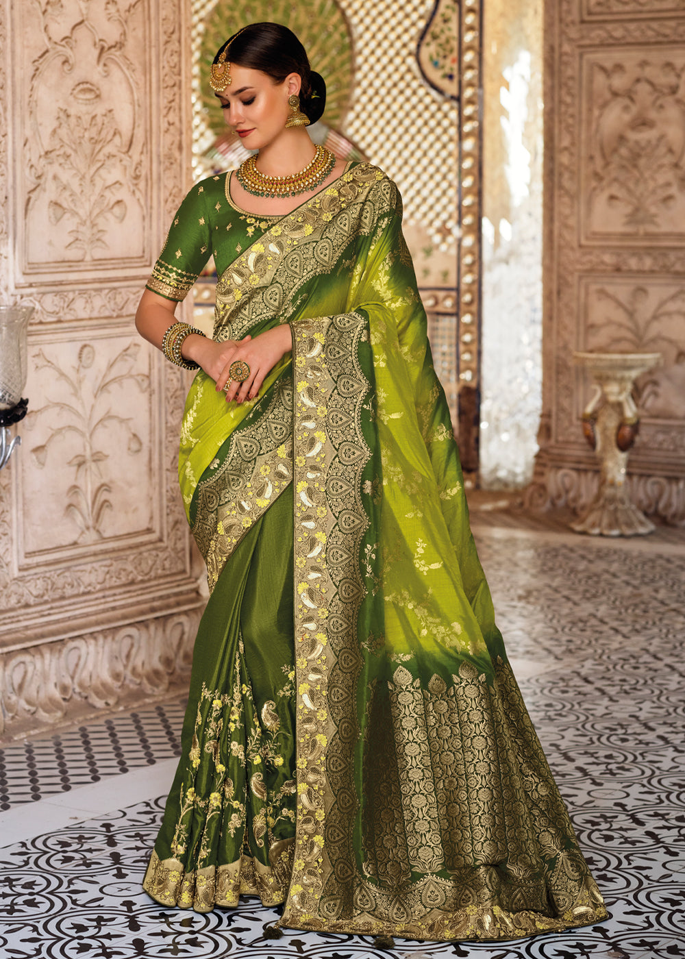 Buy MySilkLove Fern Frond Green Zari Woven Designer Banarasi Saree Online