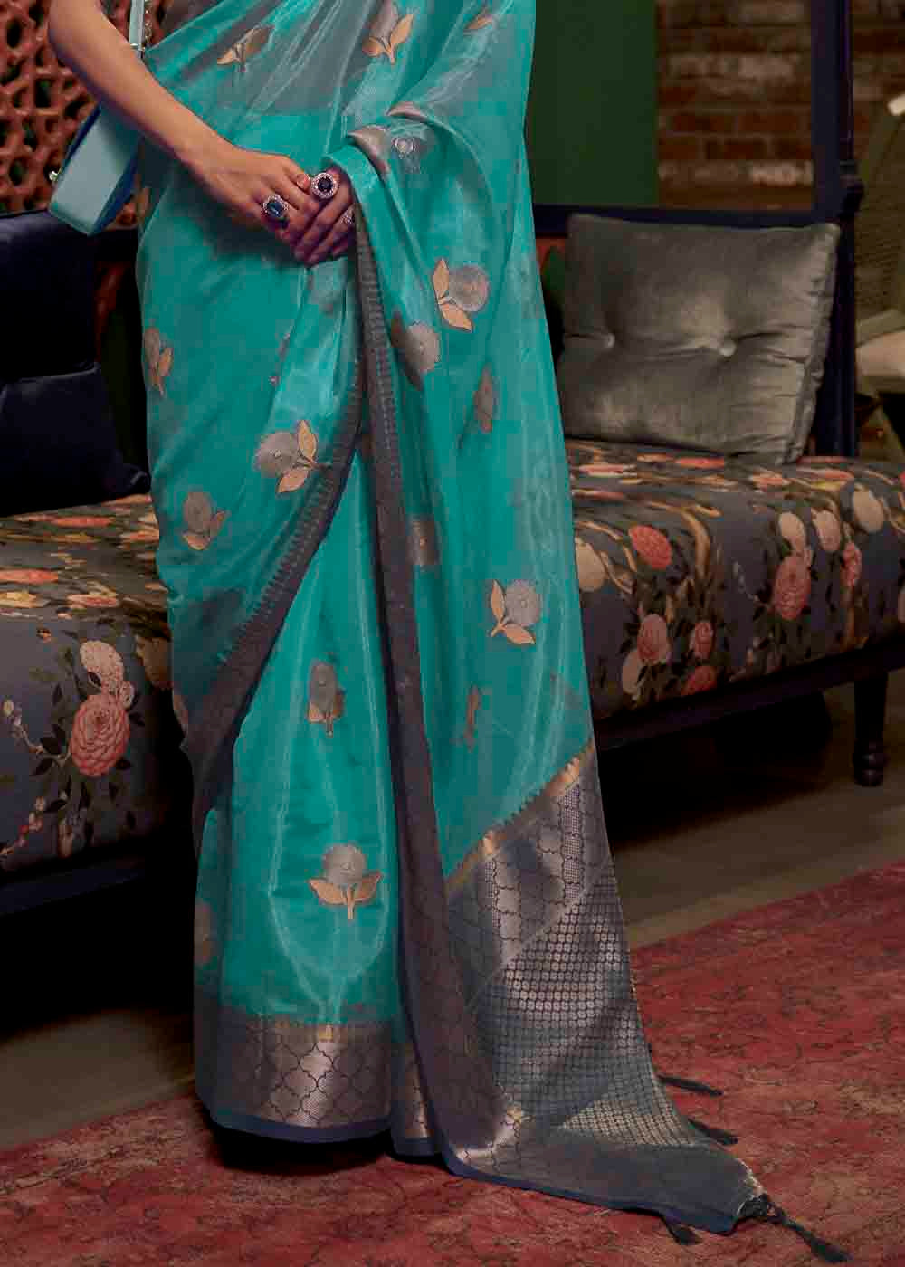 Buy MySilkLove Ming Blue Zari Woven Two Tone Organza Saree Online