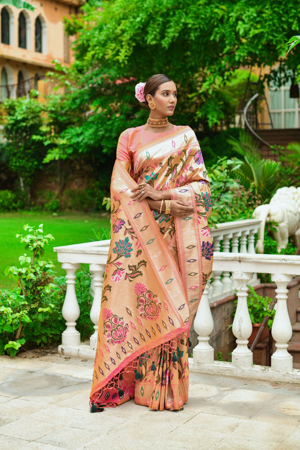 Buy MySilkLove Tulip Pink Woven Banarasi Paithani Saree Online