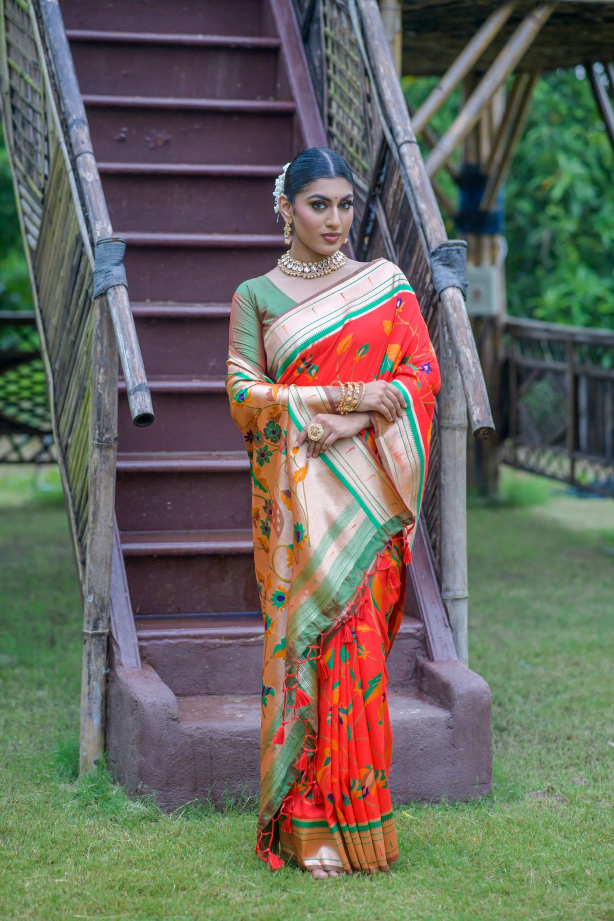 Buy MySilkLove Pomegranate Red Banarasi Paithani Silk Saree Online