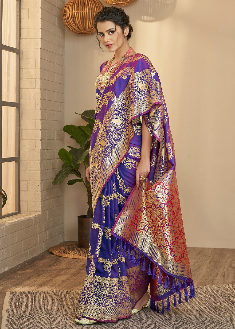 Buy MySilkLove Cyber Grape Purple Zari Woven Banarasi Saree Online