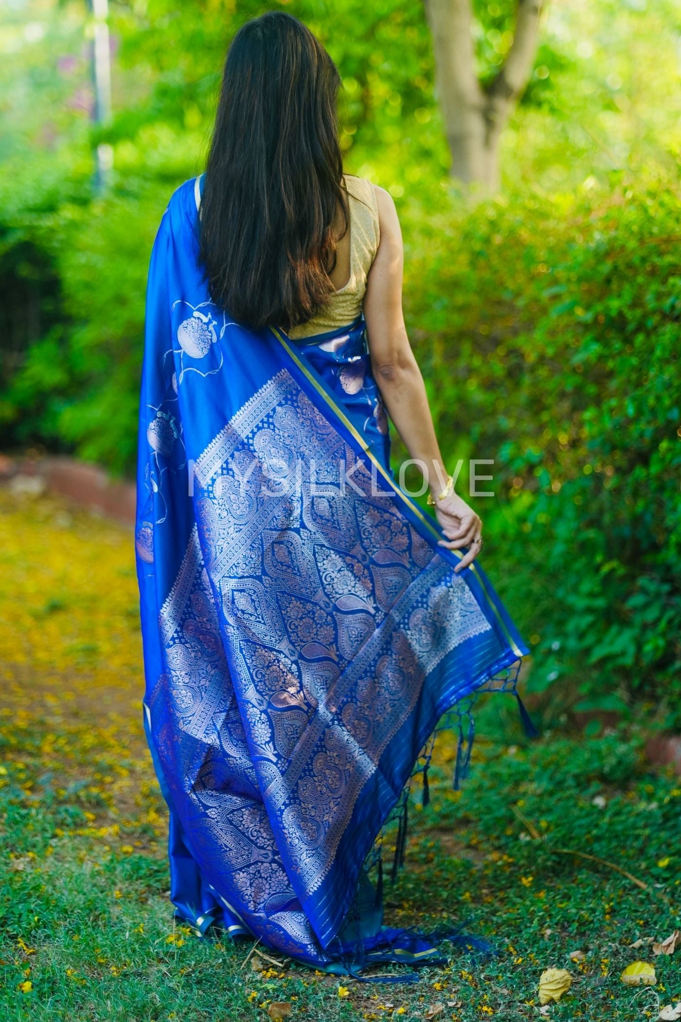 Buy MySilkLove Royal Blue Handloom Satin Silk Saree Online