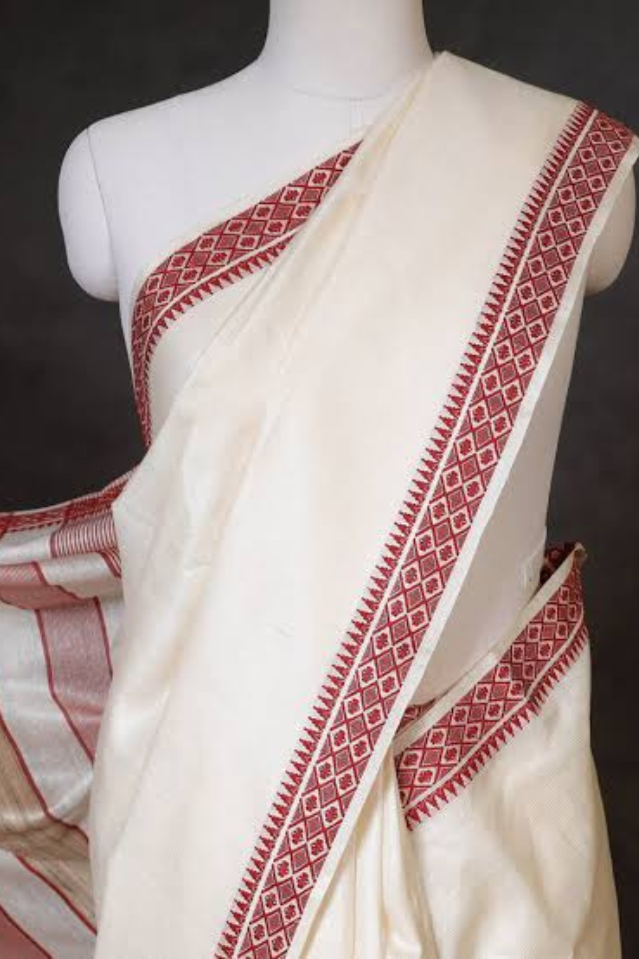 Buy MySilkLove Iron White Shantipuri Bengal Cotton Saree Online