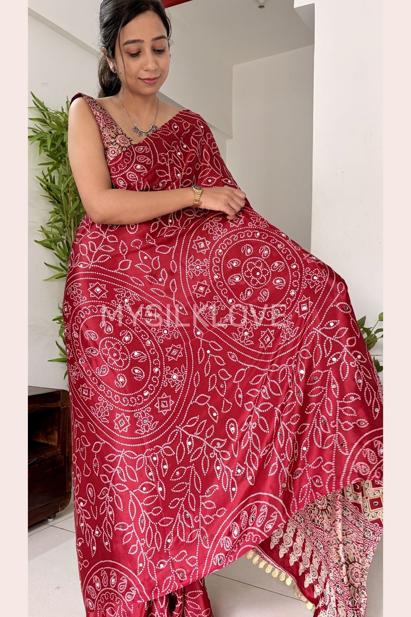 MySilkLove Ruby Red Bandhani Fusion Ajrakh Pallu Mirror Work Saree