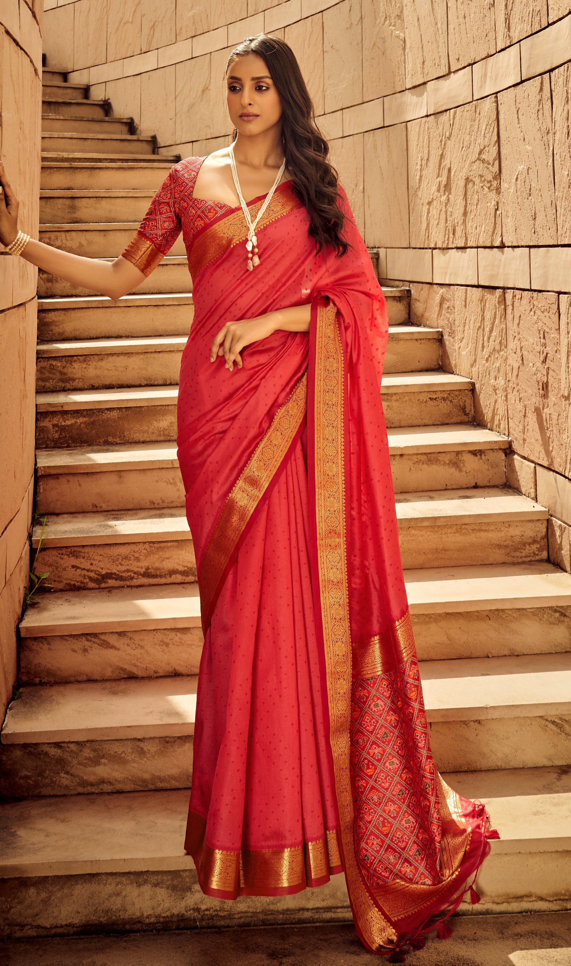 Buy MySilkLove Salmon Pearl Red Woven Banarasi Handloom Silk Saree Online