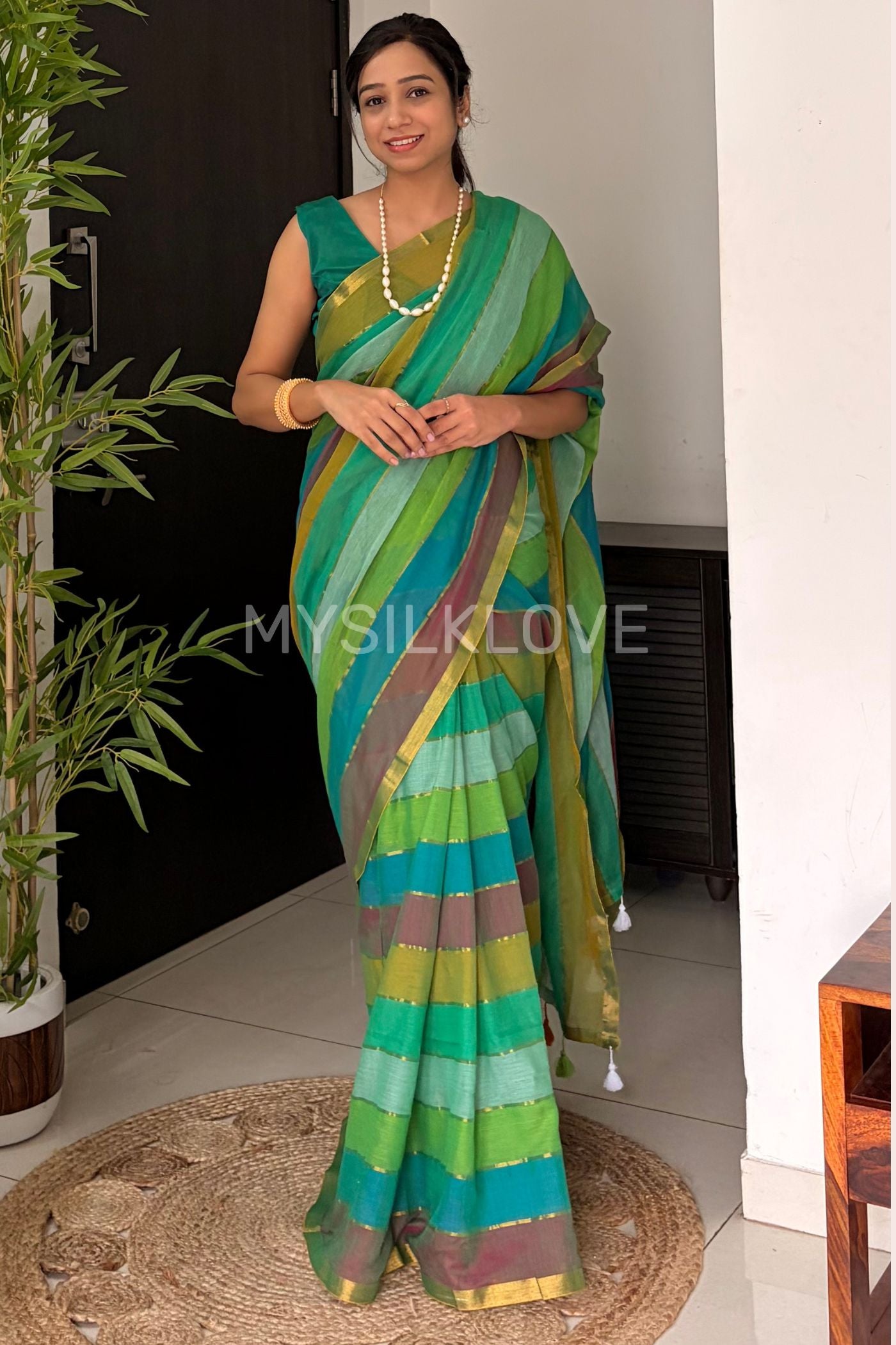 Buy MySilkLove Asparagus Green Pure Mul Mul Cotton Zari Woven Saree Online
