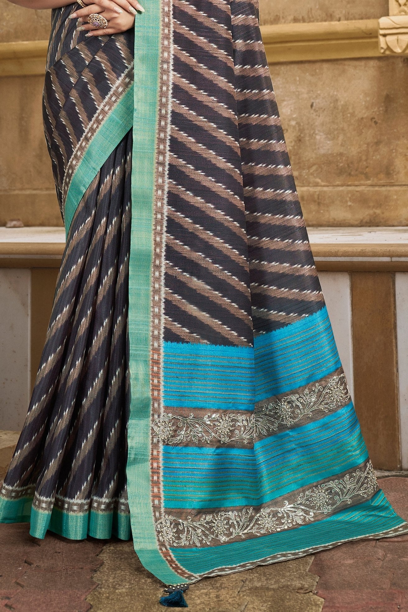 Buy MySilkLove Hemp Black and Blue Banarasi Designer Saree Online