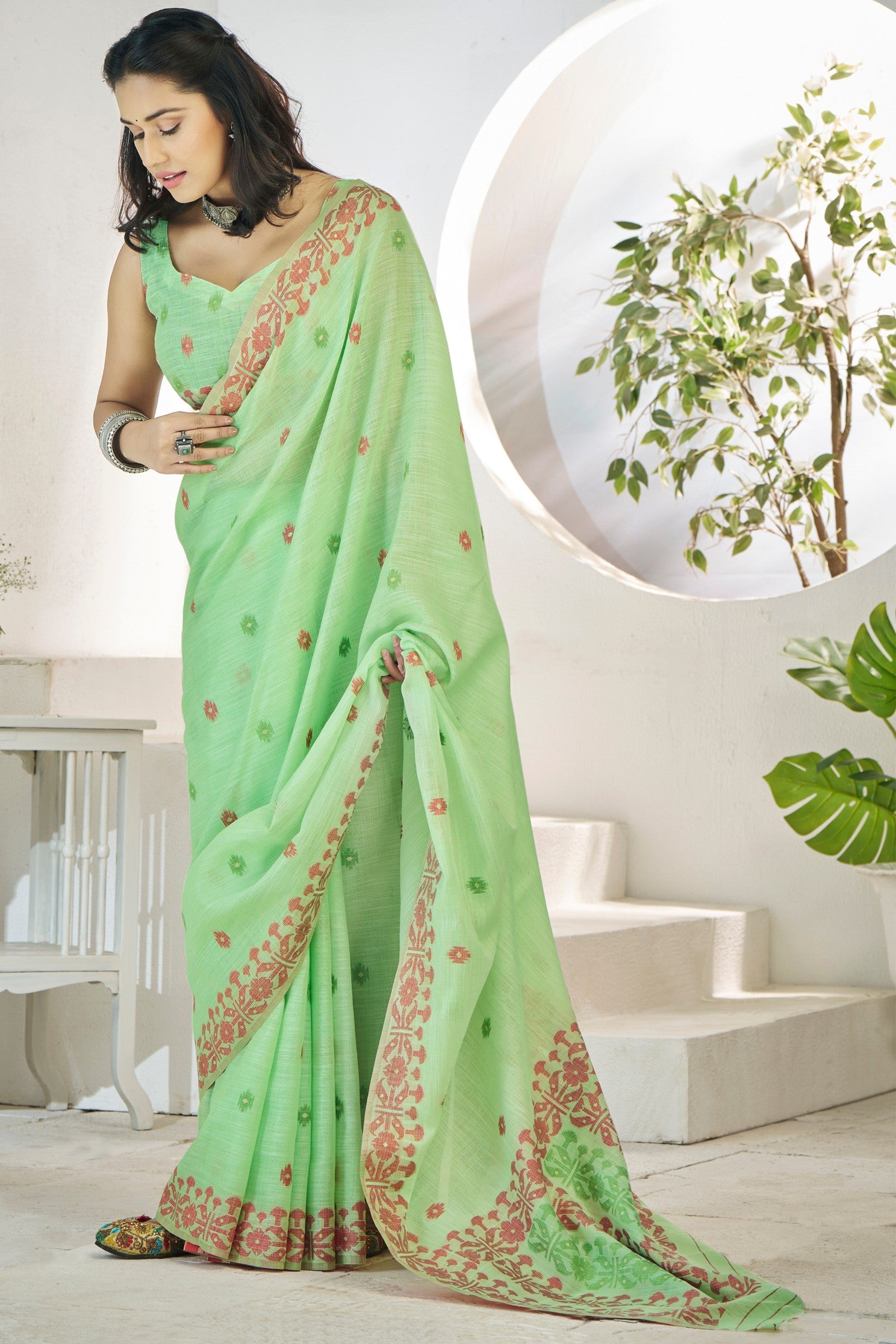 Buy MySilkLove Feijoa Green Woven Linen Saree Online