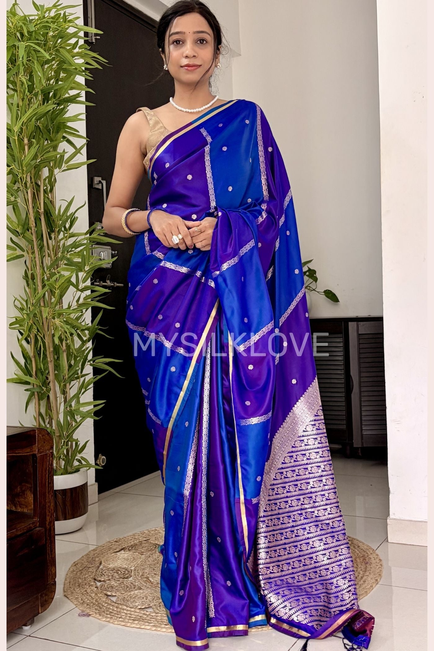Buy MySilkLove Dark Blue Handloom Rangkat Banarasi Satin Silk Saree Online