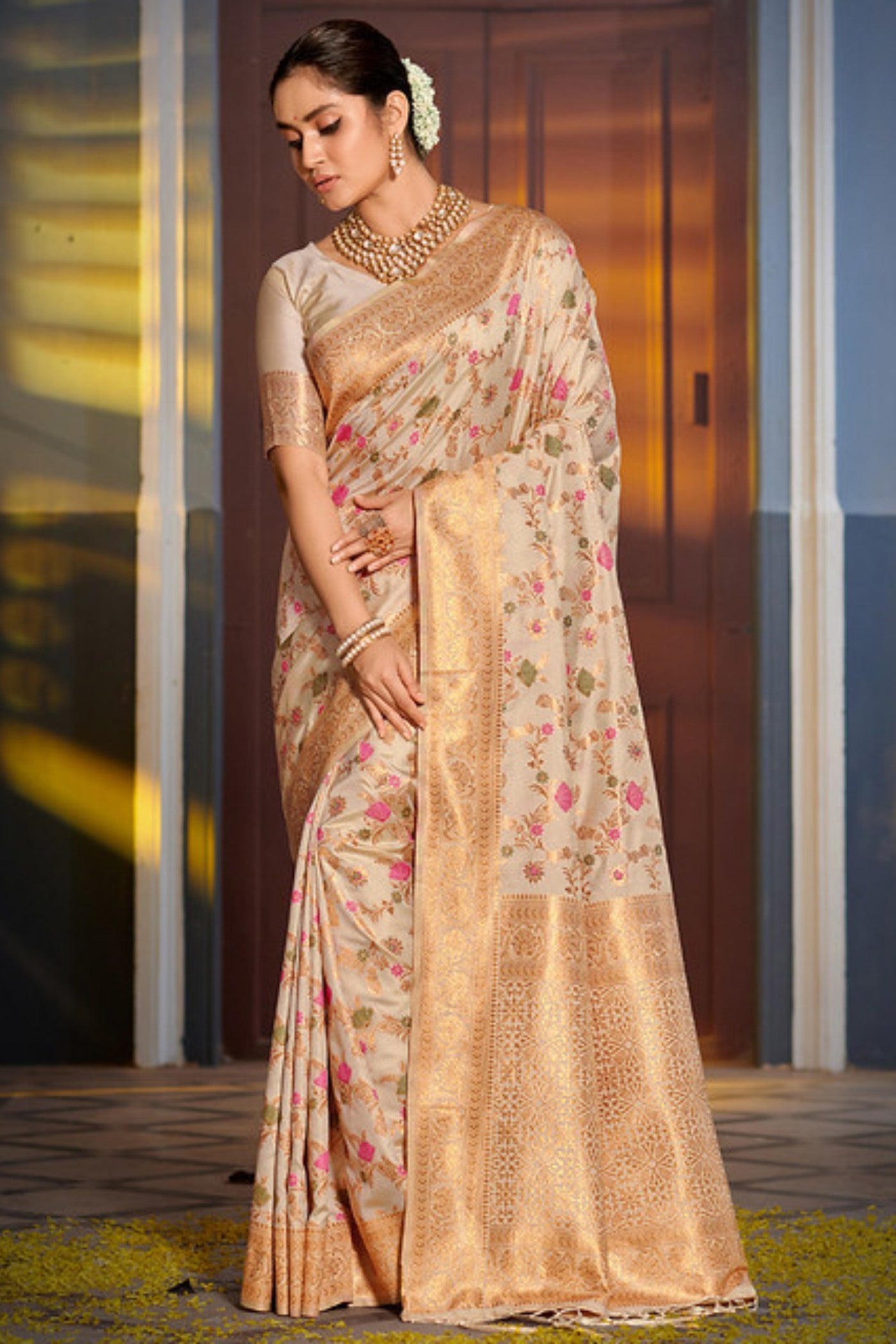 Buy MySilkLove Cashmere Cream Zari Woven Banarasi Saree Online