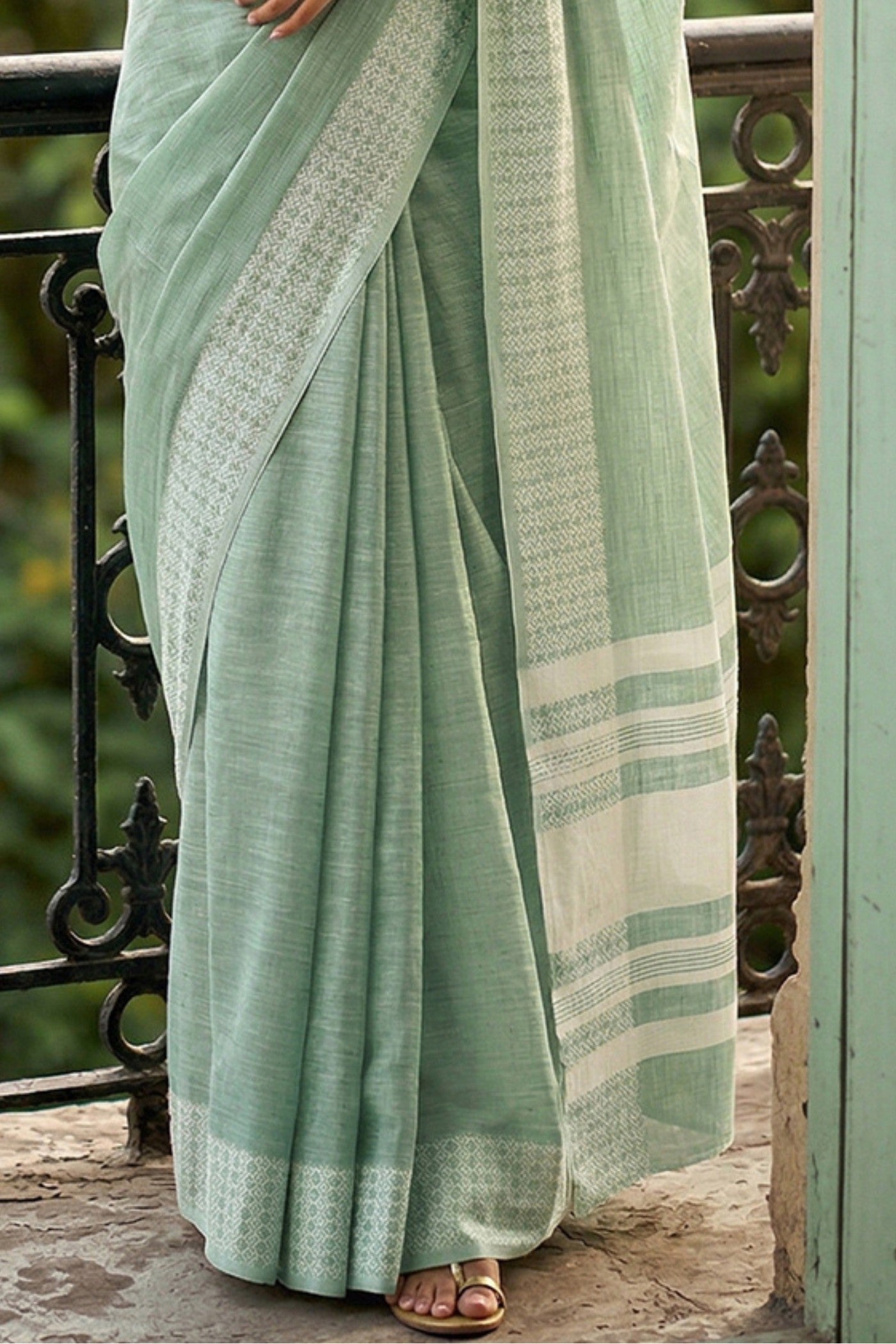 Buy MySilkLove Lime Green Handloom Linen Saree Online