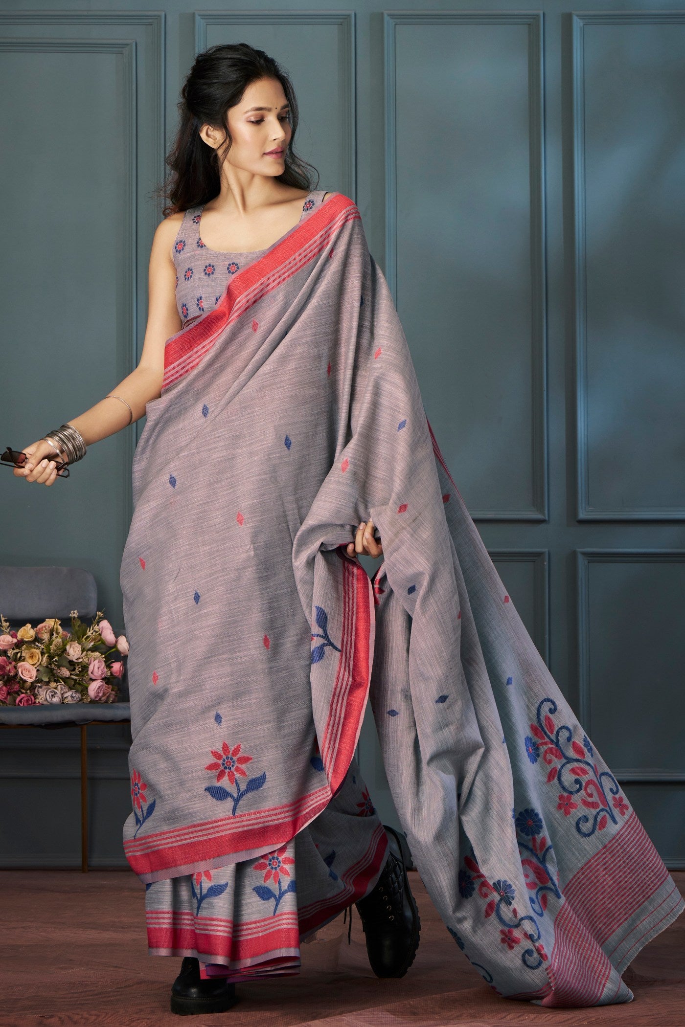 Buy MySilkLove Santas Grey Handloom Linen Saree Online