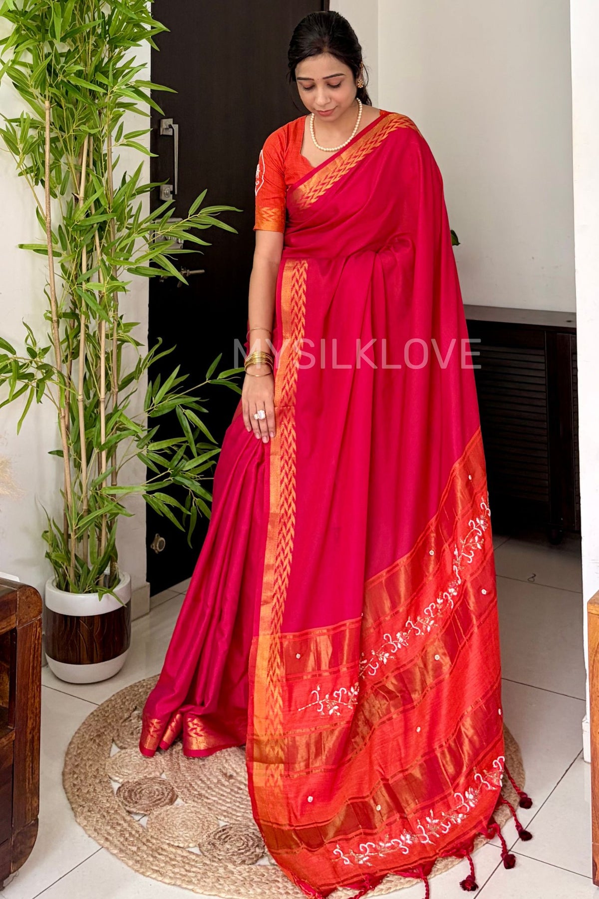 Buy MySilkLove Sangria Red Zari Woven Silk Cotton Saree with Embroidery Work Pallu and Blouse Online