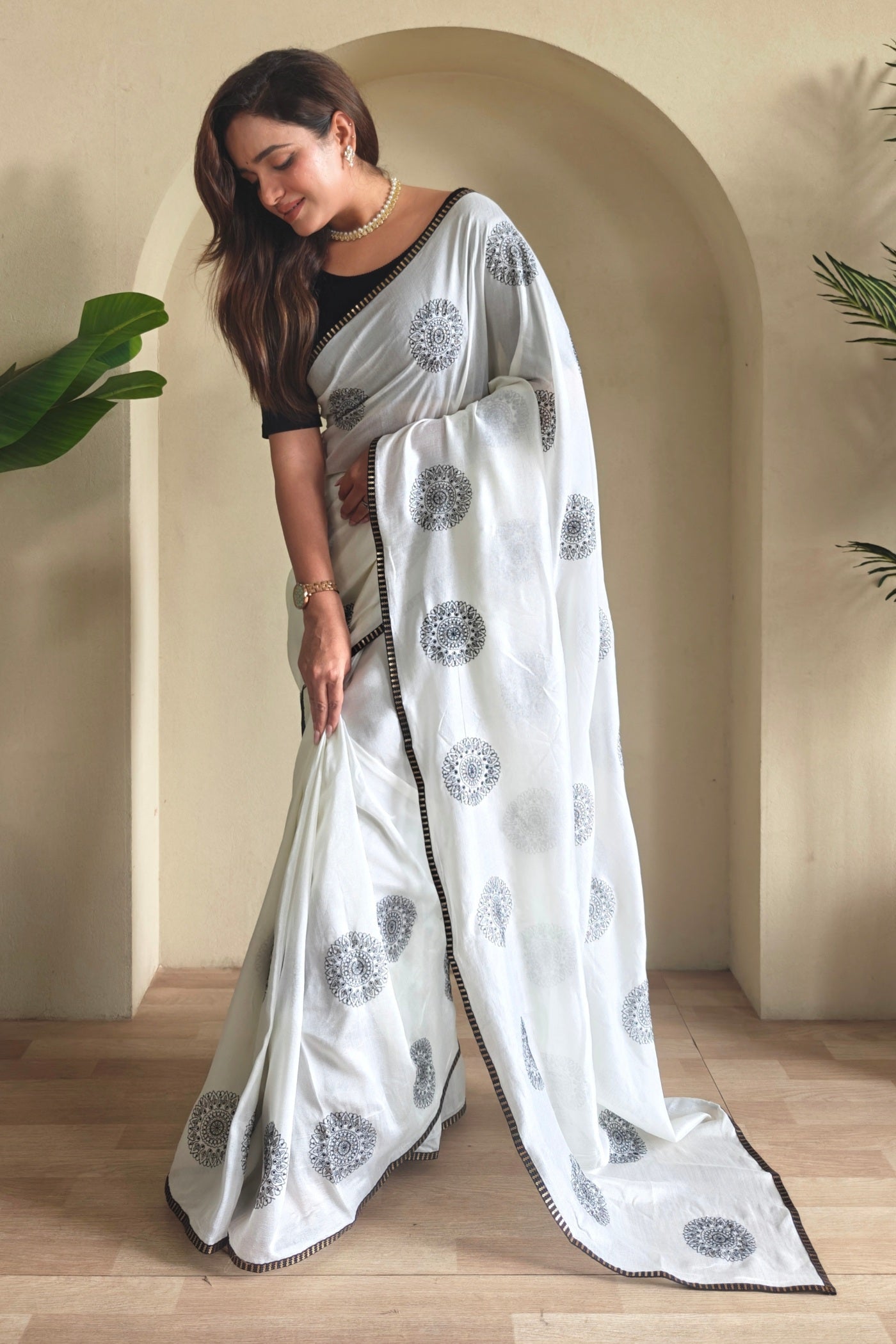 Buy MySilkLove Glacier White Printed Silk Saree Online
