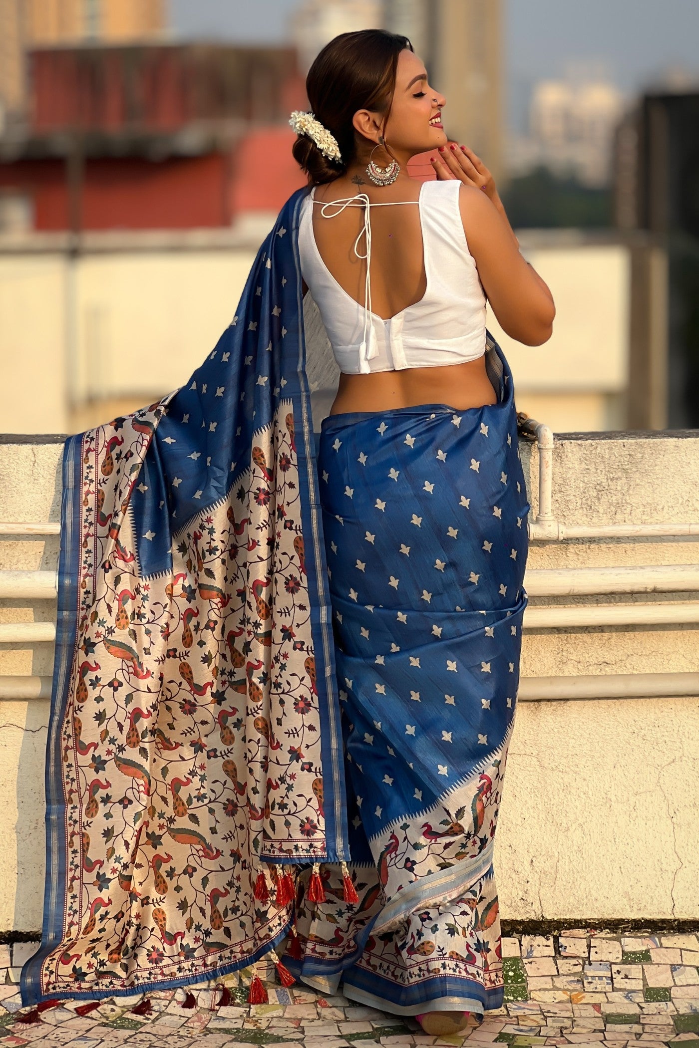 Buy MySilkLove Royal Blue Floral Printed Kalamkari Saree Online