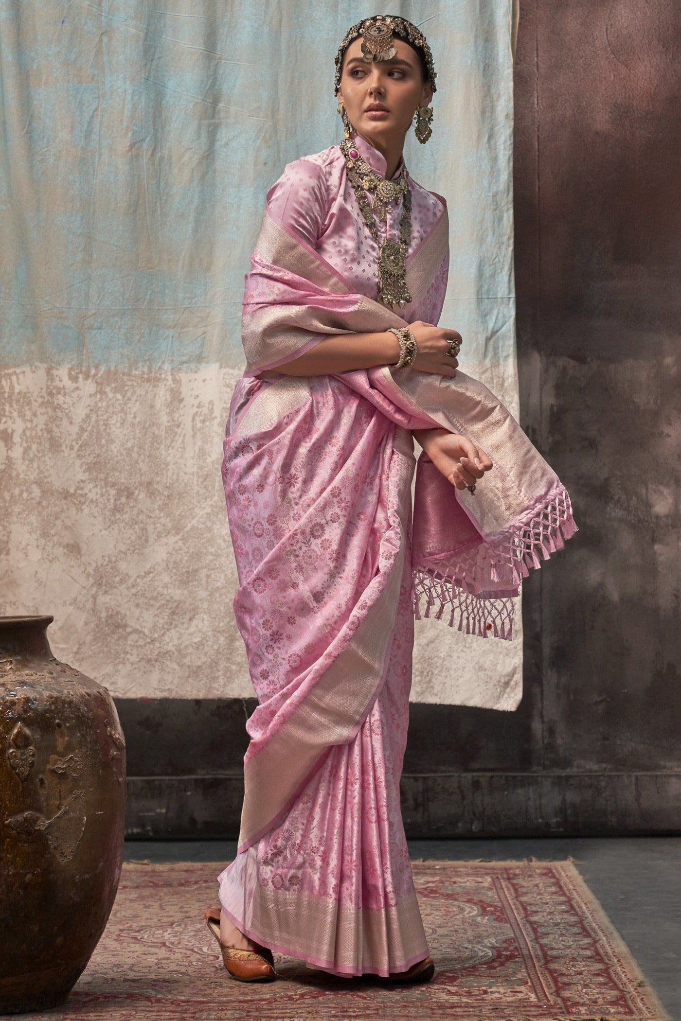 Buy MySilkLove Shilo Pink Banarasi Handloom Saree Online