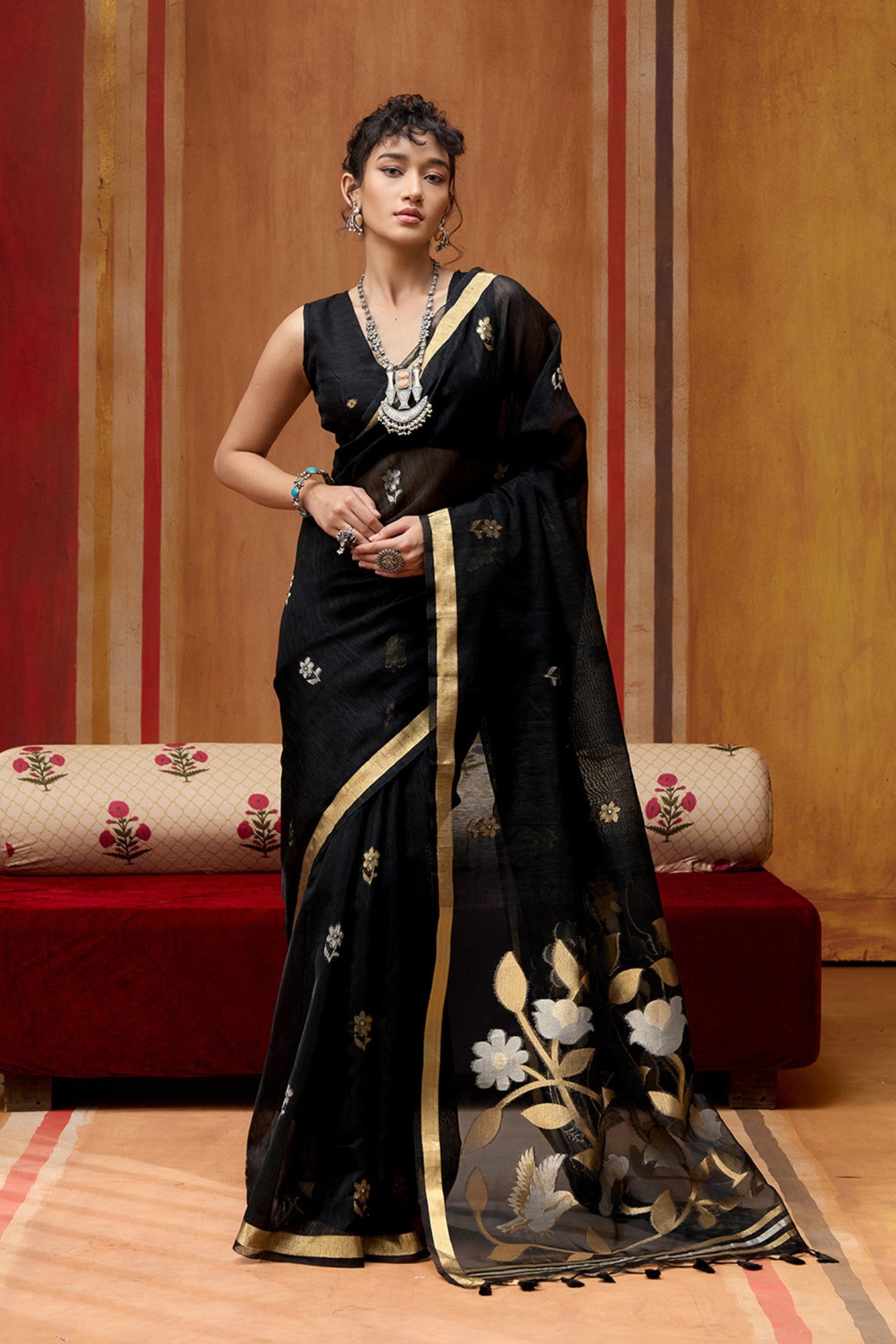 Buy MySilkLove Warlock Black Handloom Munga Cotton Saree Online