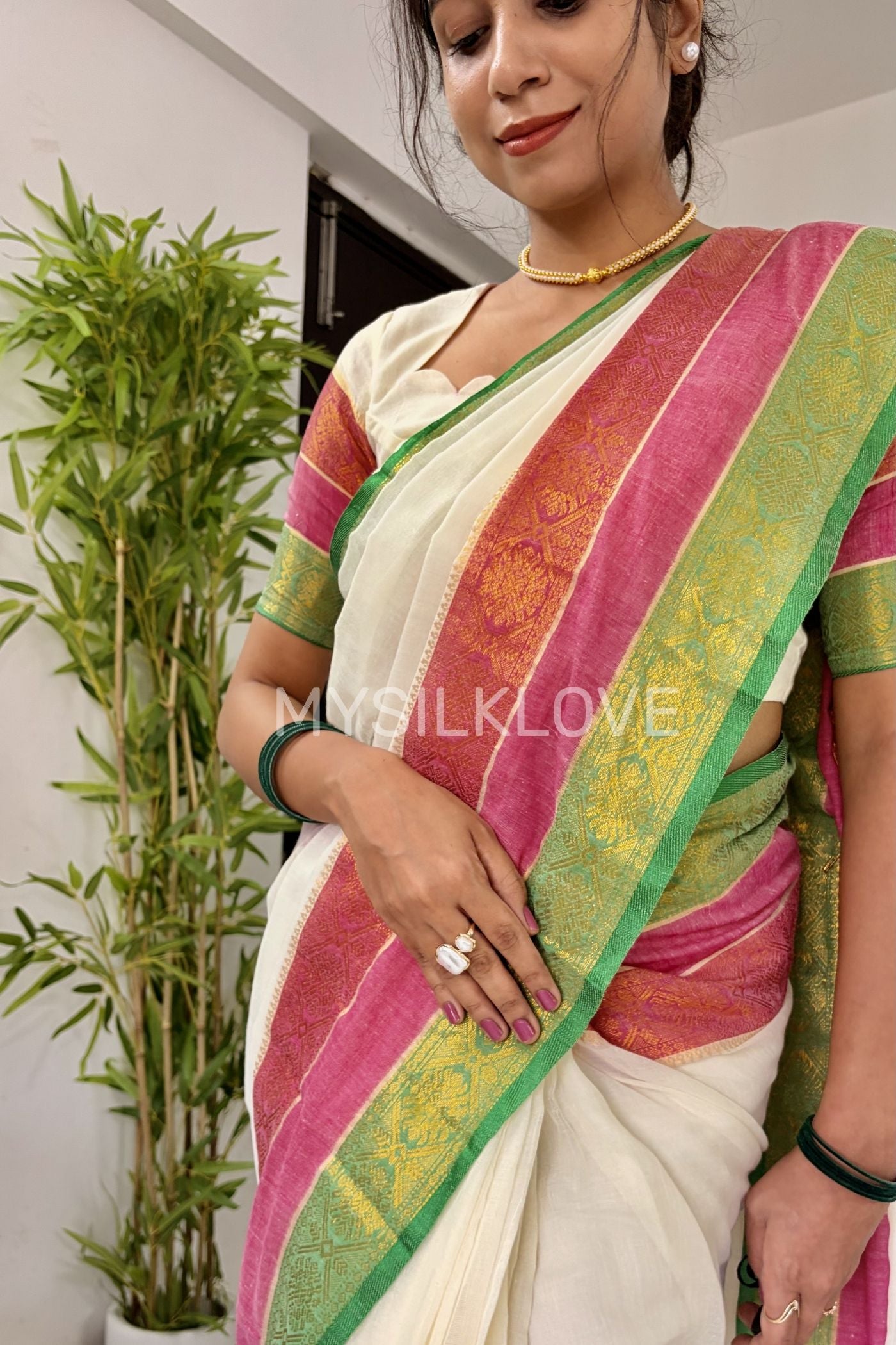 Buy MySilkLove Jasmine White Mul Mul Cotton Kanchi Border Saree Online