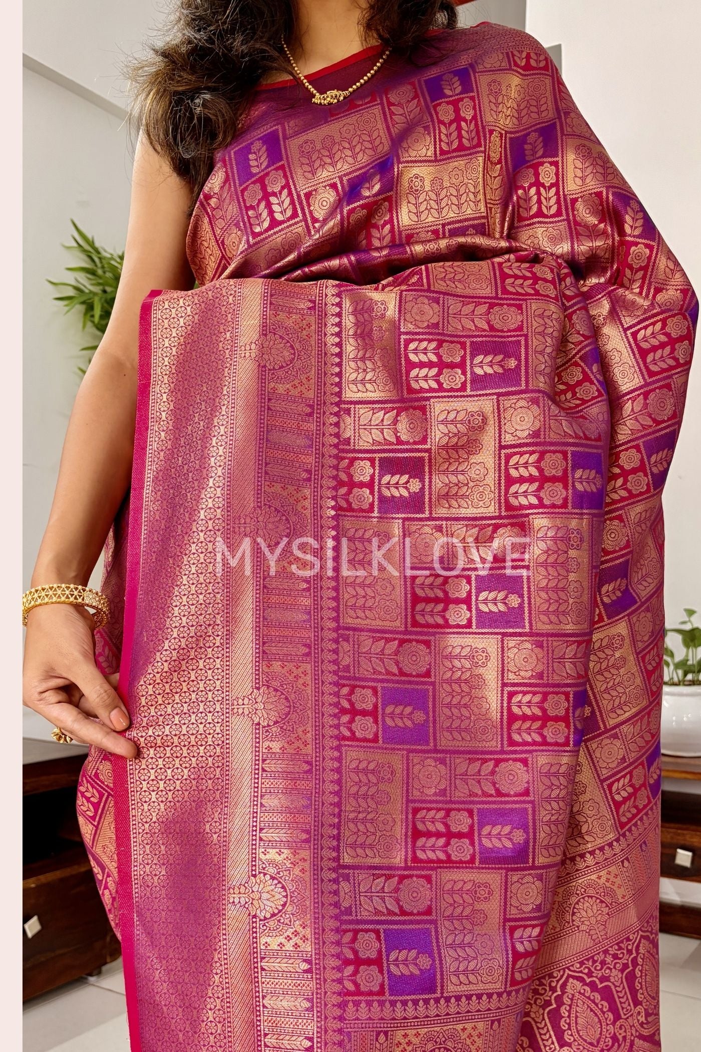 Buy MySilkLove Claret Purple Kanjivaram Handloom Saree Online