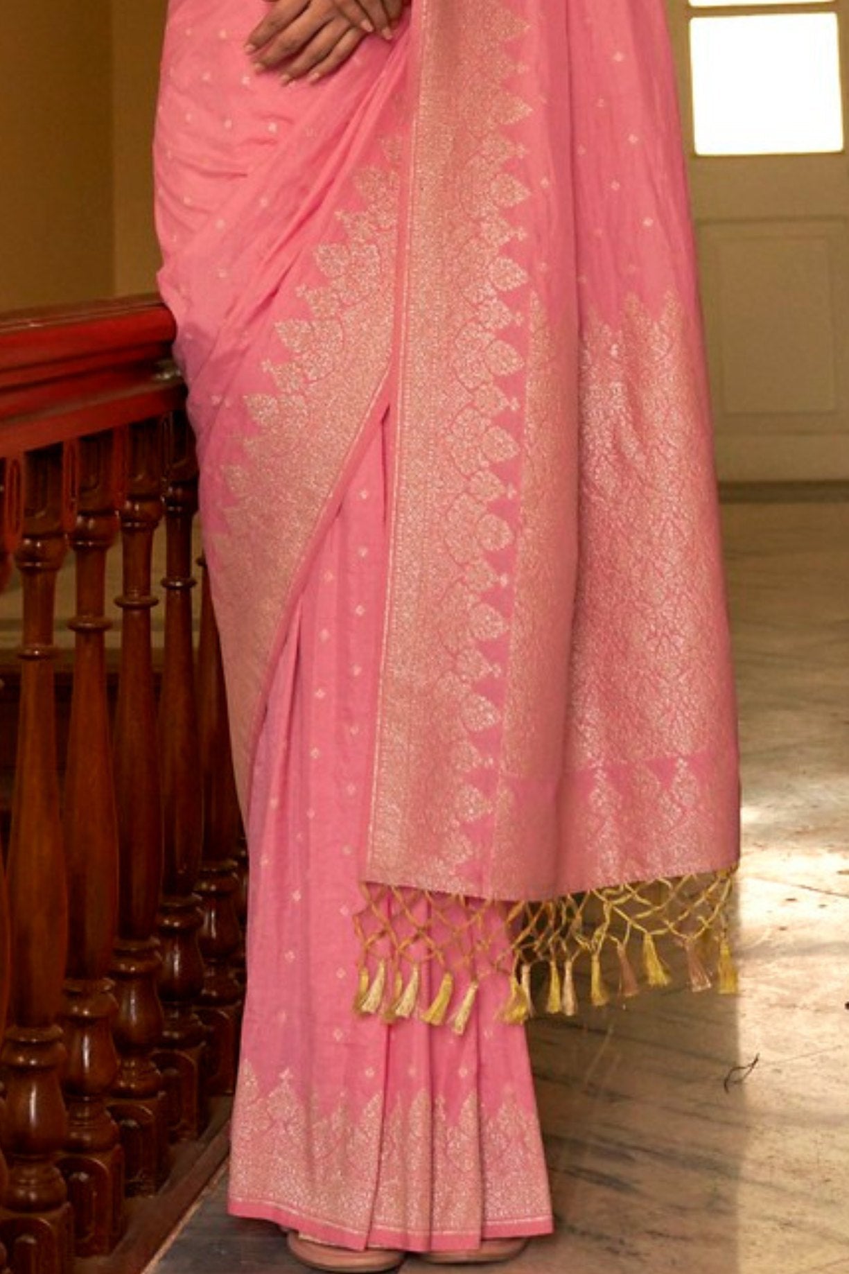 Buy MySilkLove Froly Pink Zari Woven Banarasi Saree Online