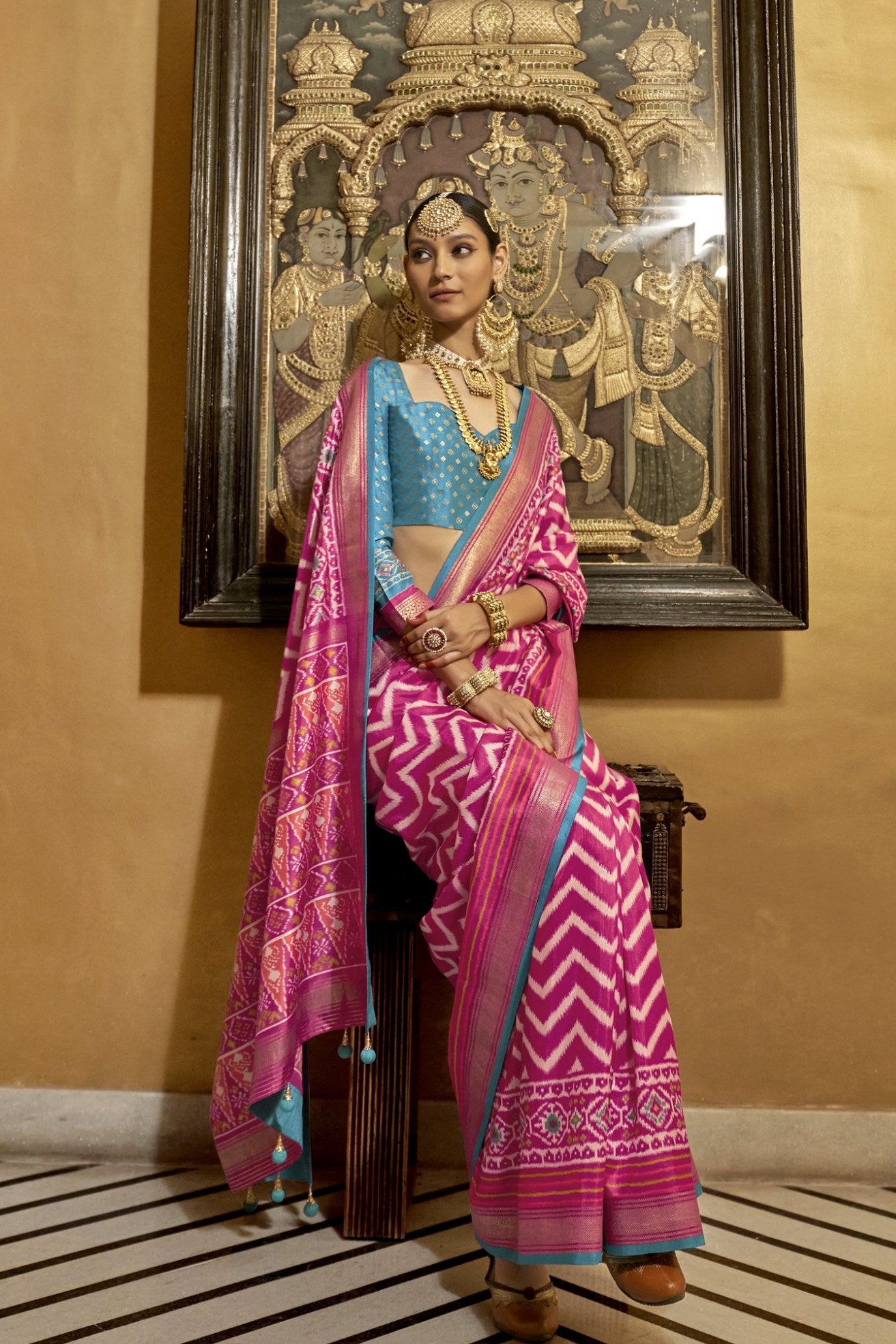 Buy MySilkLove Rouge Pink Printed Patola Saree Online