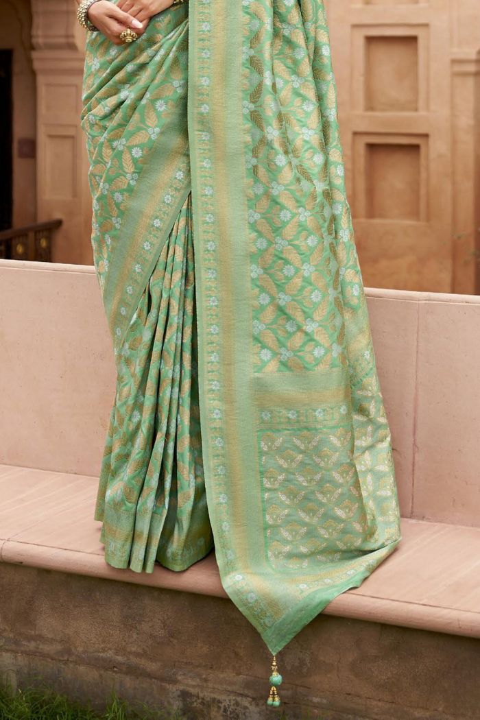 Buy MySilkLove Lime Green Woven Banarasi Saree Online