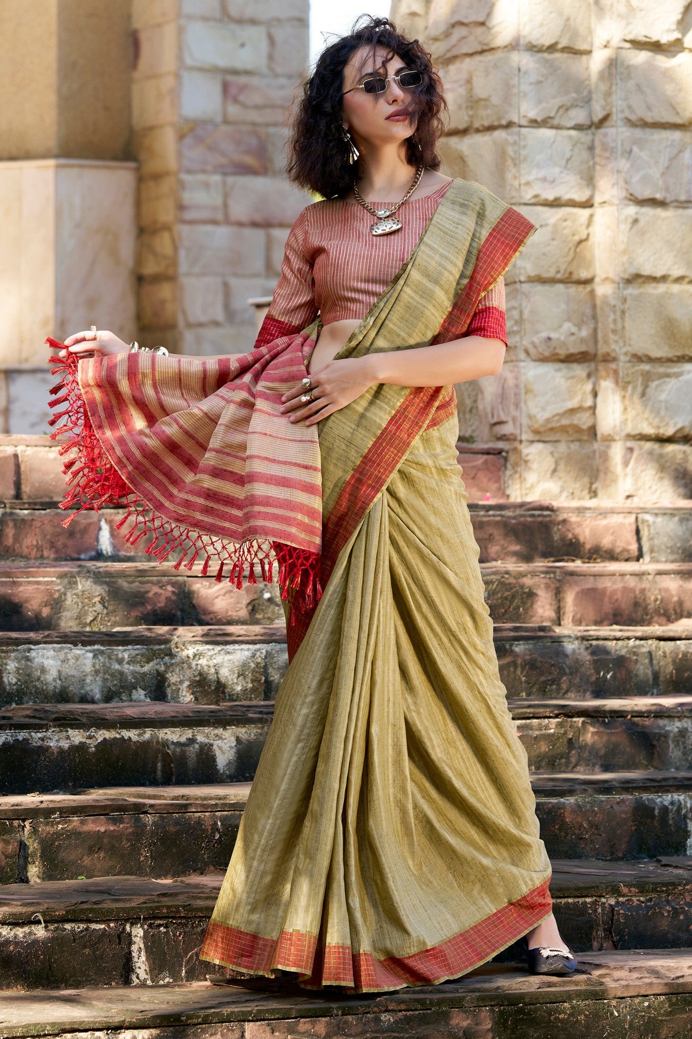 Buy MySilkLove Barley Corn Green Handloom Katan Saree Online