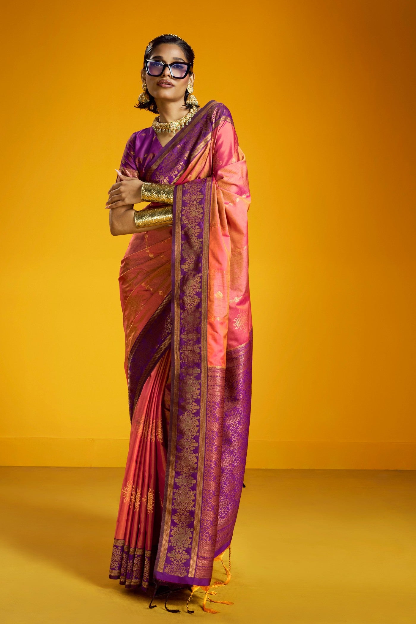 Buy MySilkLove Bush Pink Banarasi Handloom Soft Silk Saree Online