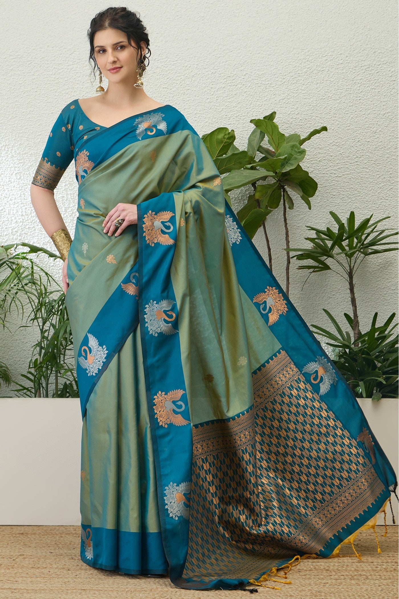 Buy MySilkLove Artichoke Green Banarasi Handloom Soft Silk Saree Online