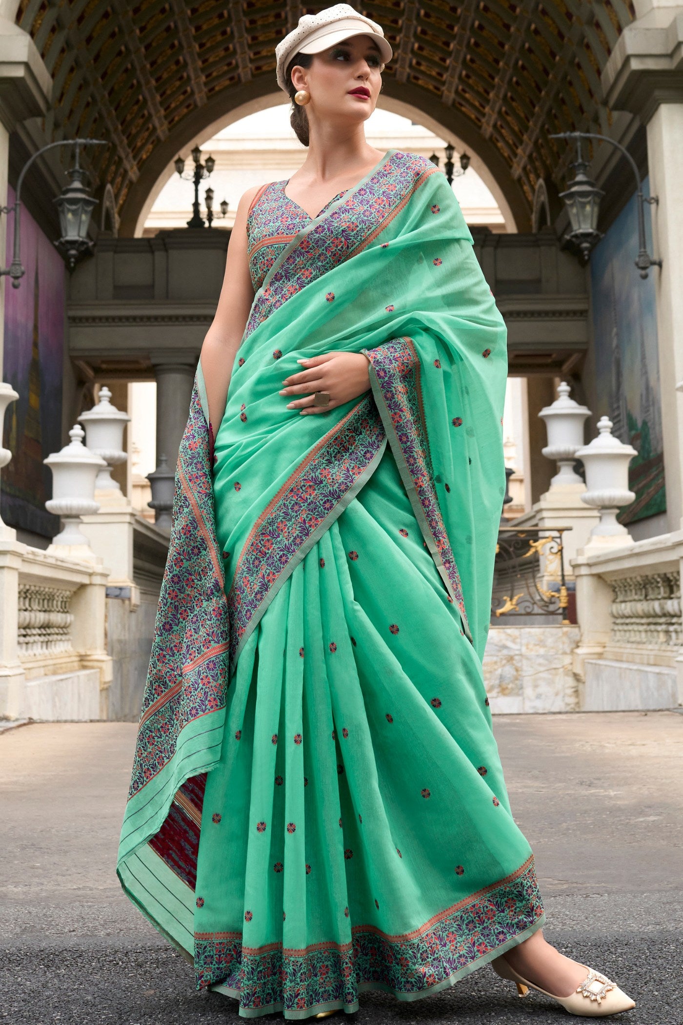 Buy MySilkLove Emerald Green Handloom Linen Cotton Saree Online