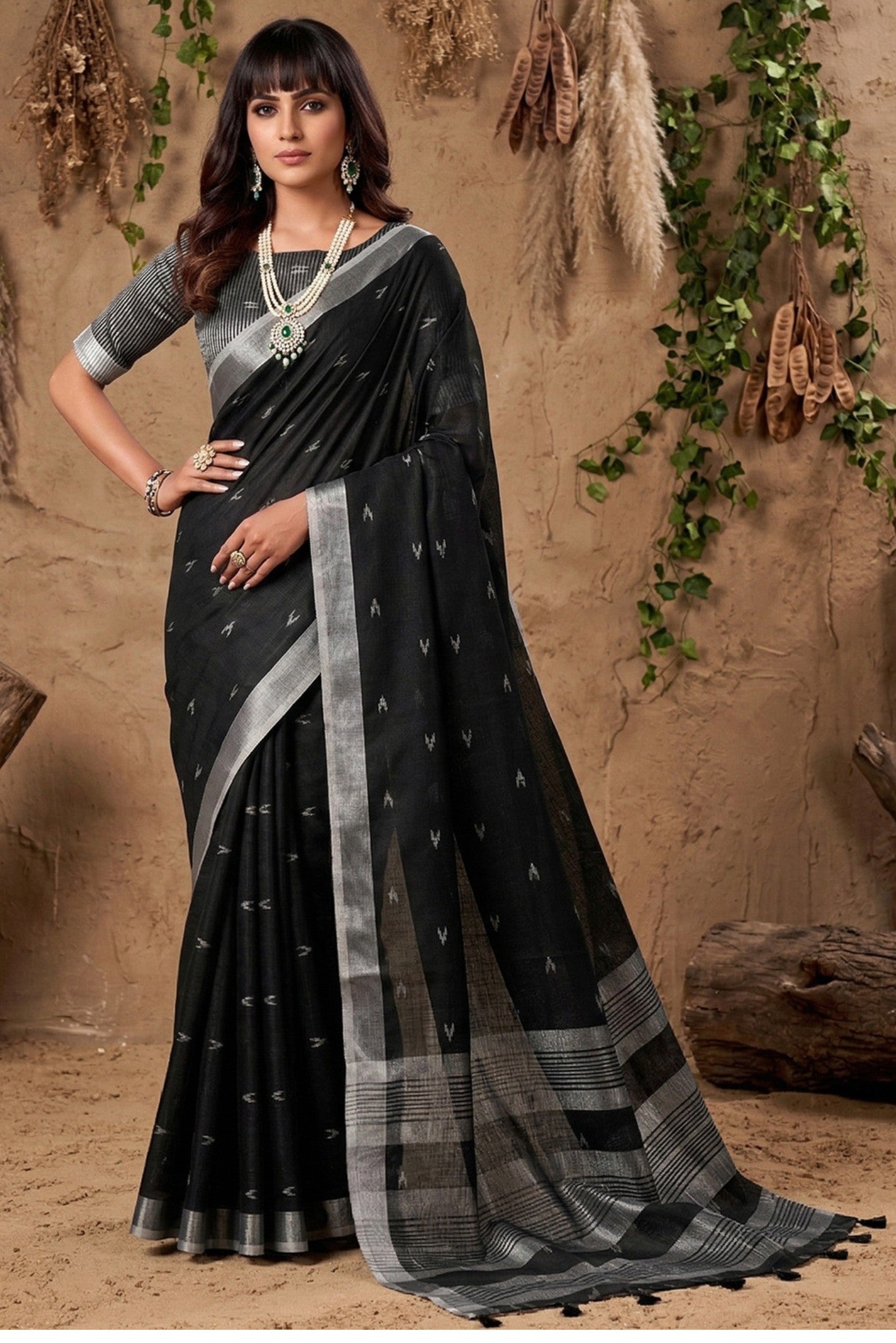 Buy MySilkLove Retro Black Woven Linen Cotton Saree Online