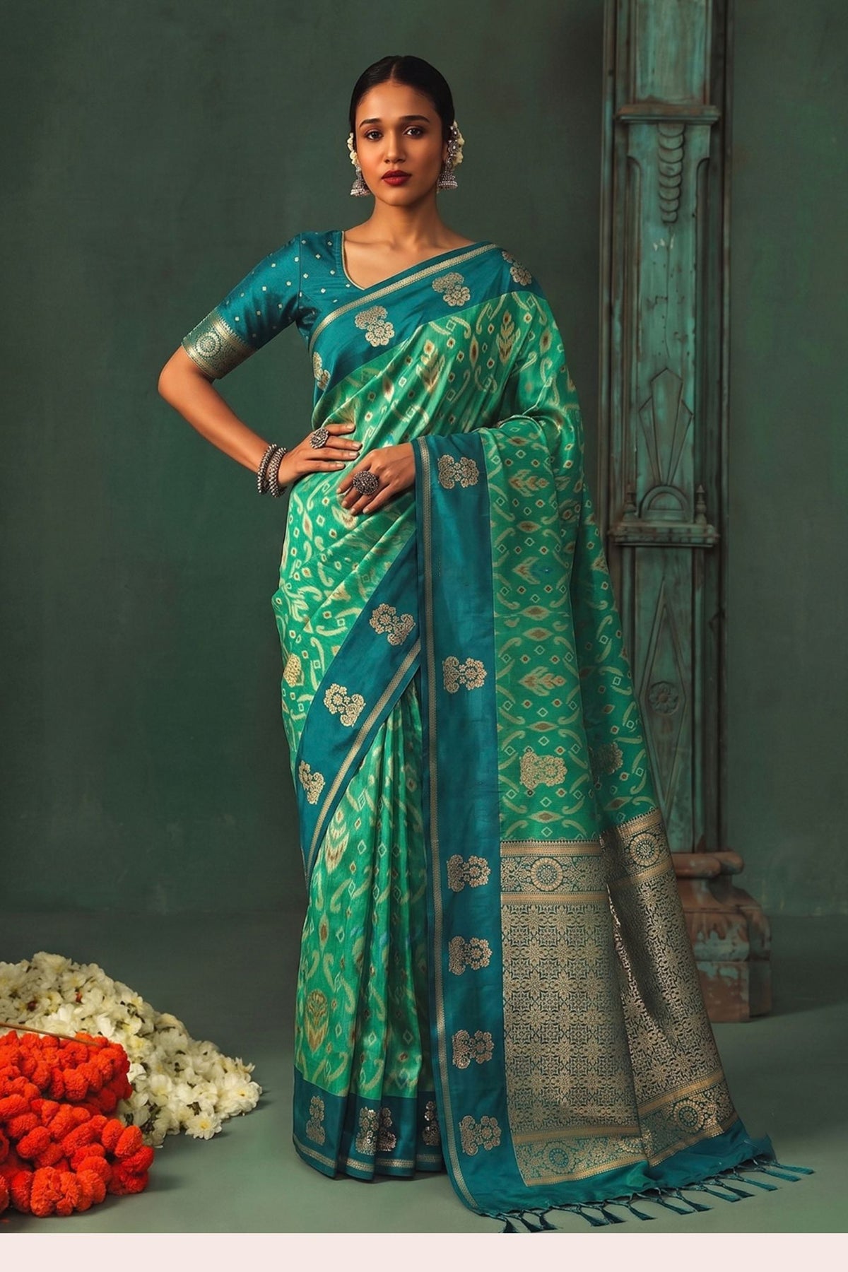 Buy MySilkLove Matcha Green Woven Banarasi Silk Saree Online