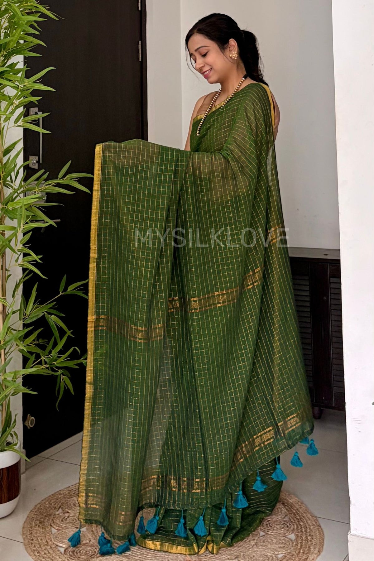 Buy MySilkLove Avocado Green Mul Mul Cotton Checks Pattern Zari Woven Saree Online