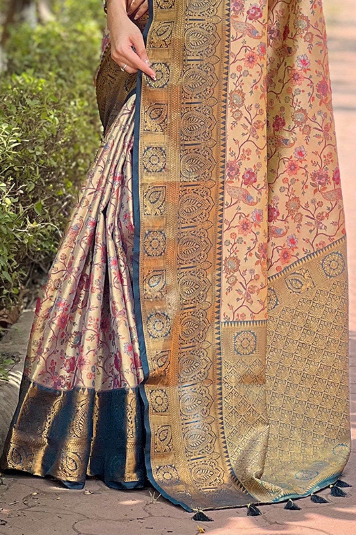 Buy MySilkLove Tumbleweed Cream and Green Woven Banarasi Saree Online