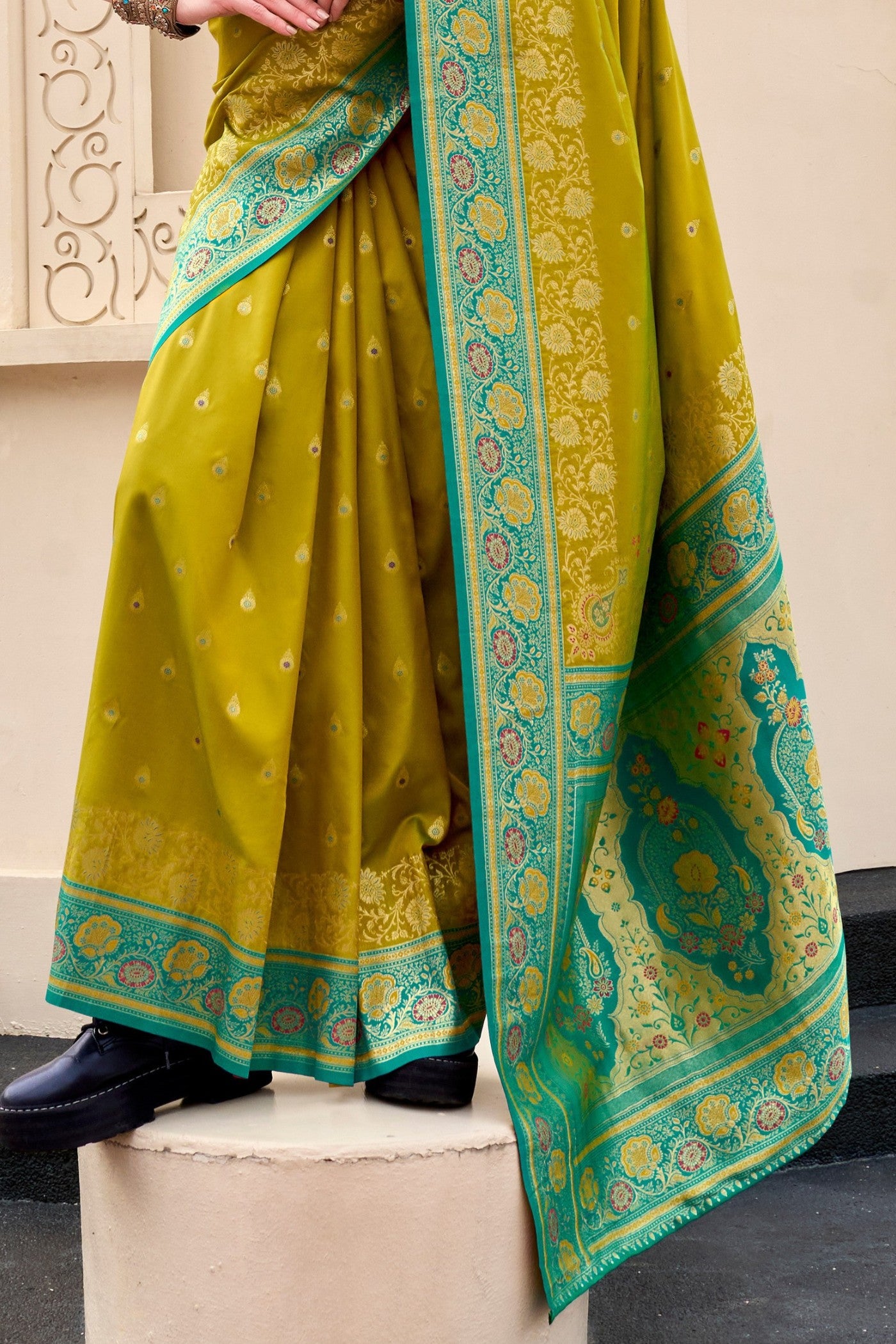 Buy MySilkLove Olive Green Woven Banarasi Saree Online