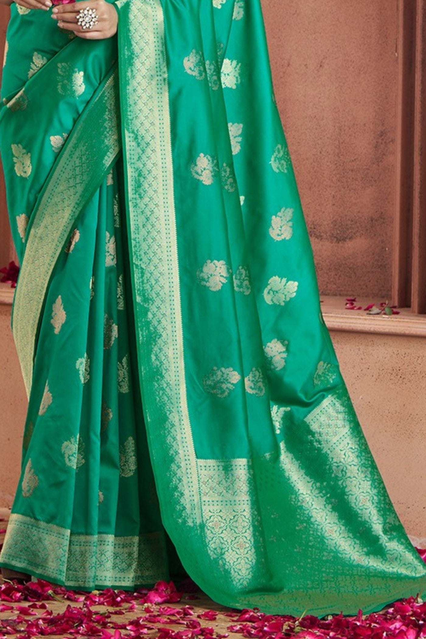 Buy MySilkLove Forest Green Woven Banarasi Saree Online