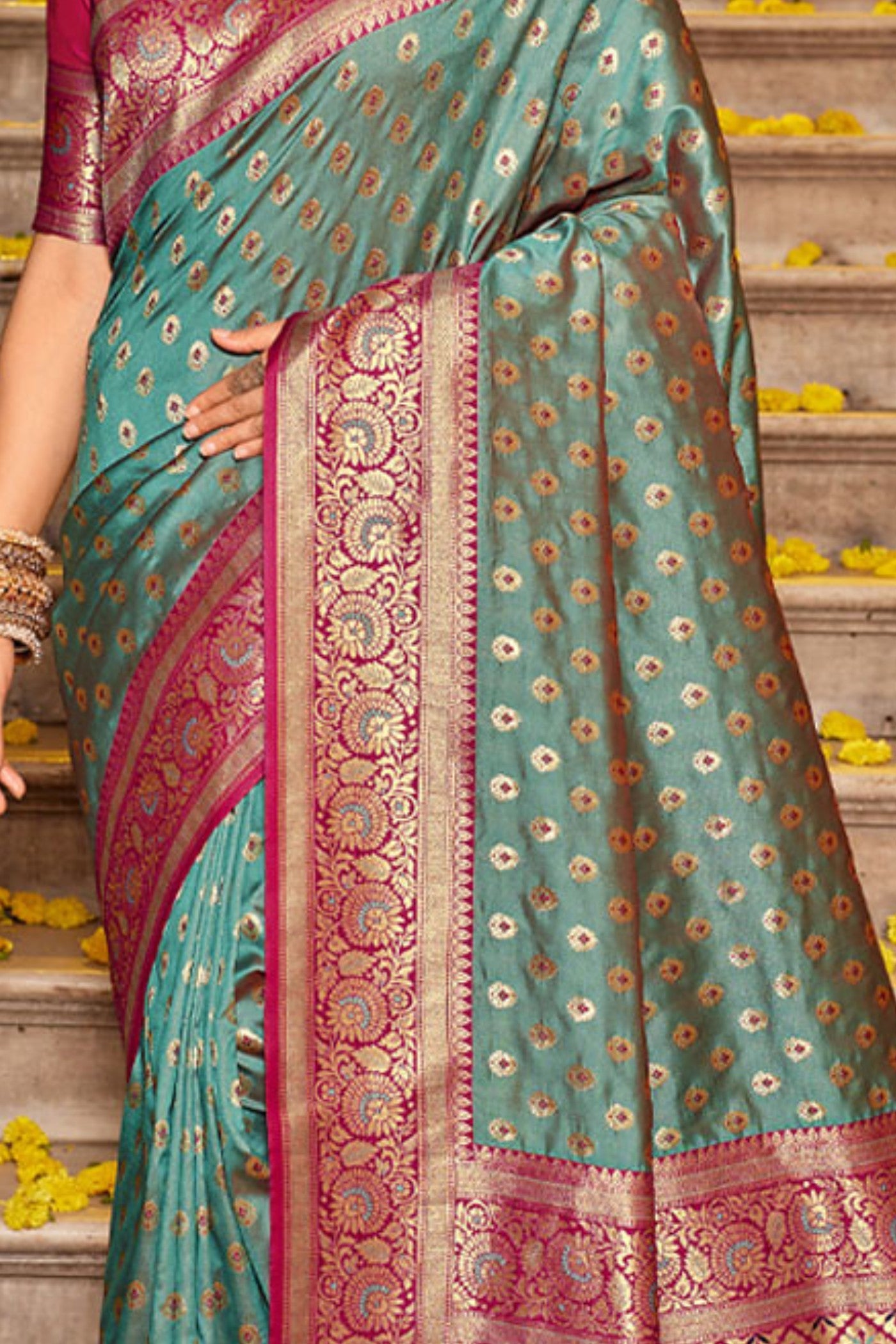 Buy MySilkLove Fern Green Zari Woven Banarasi Saree Online