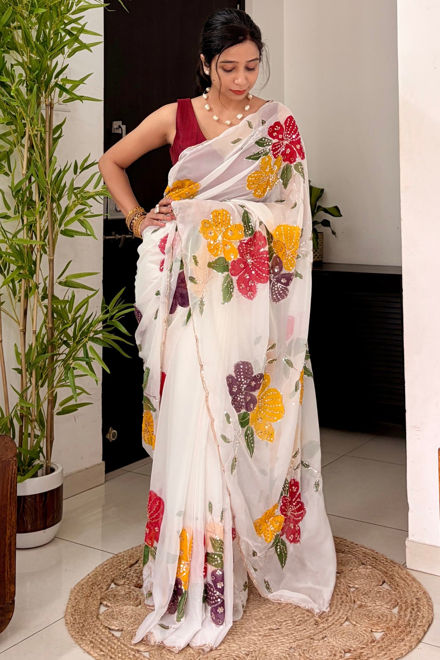 Buy MySilkLove Diamond White Floral Embroidered Georgette Saree Online