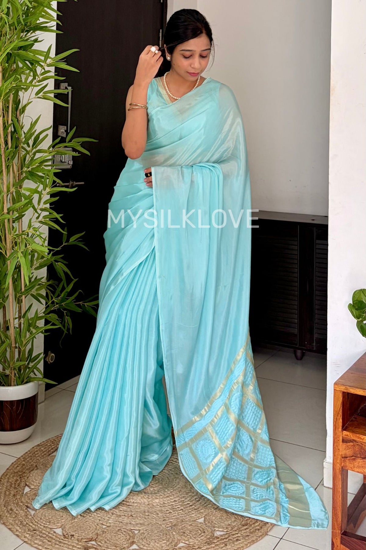Buy MySilkLove Aqua Blue Chiffon Saree with Bandhani Pallu Online